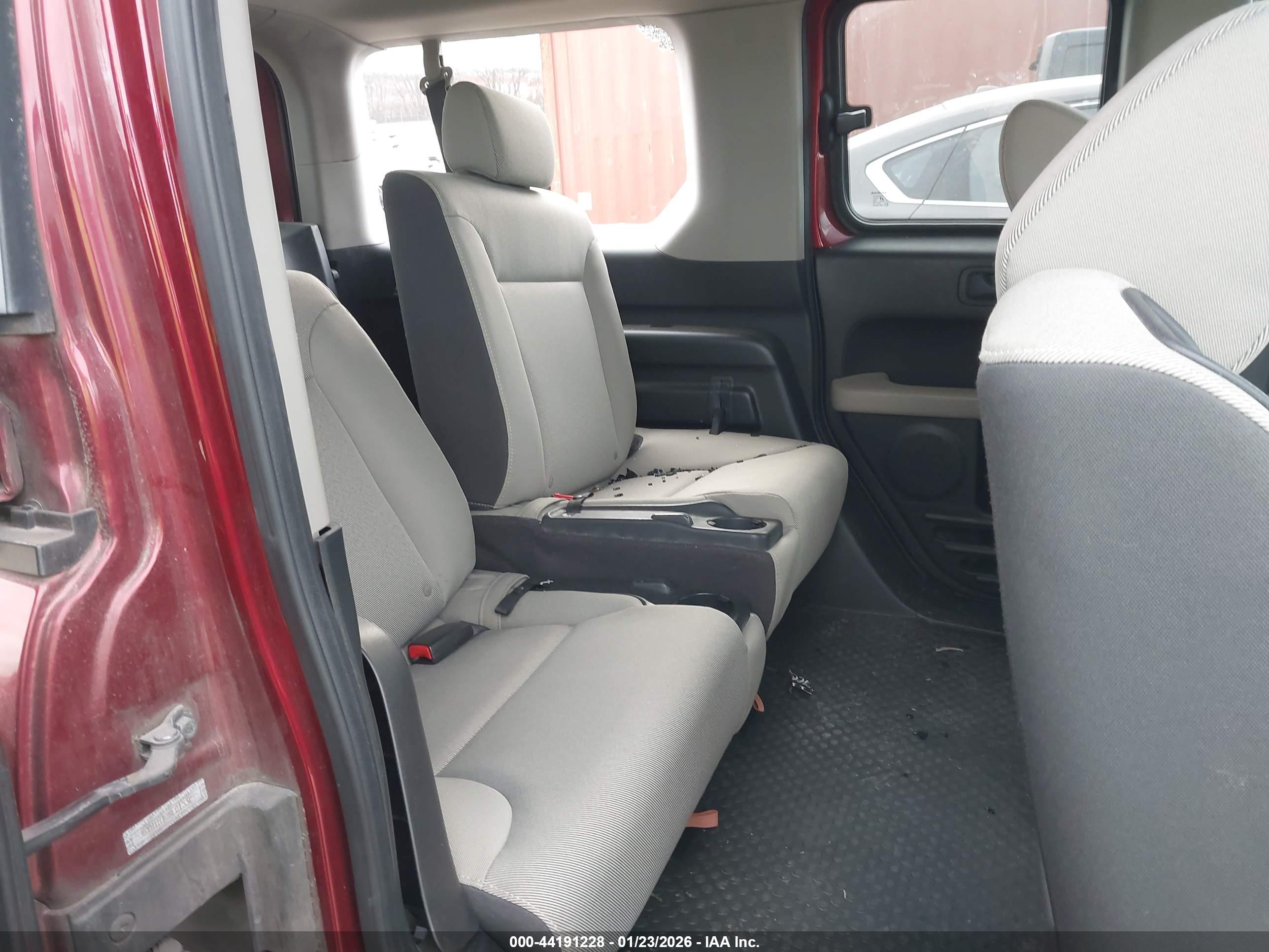 HONDA ELEMENT image 8