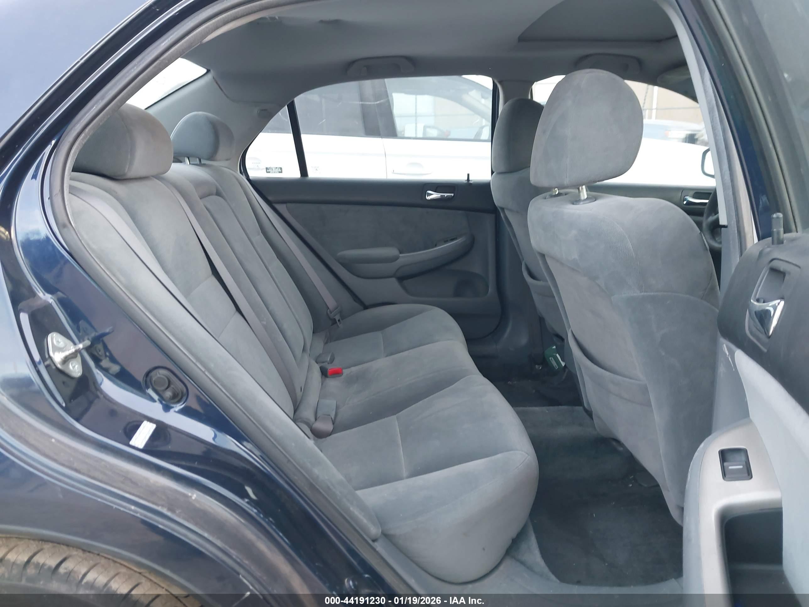 HONDA ACCORD image 8