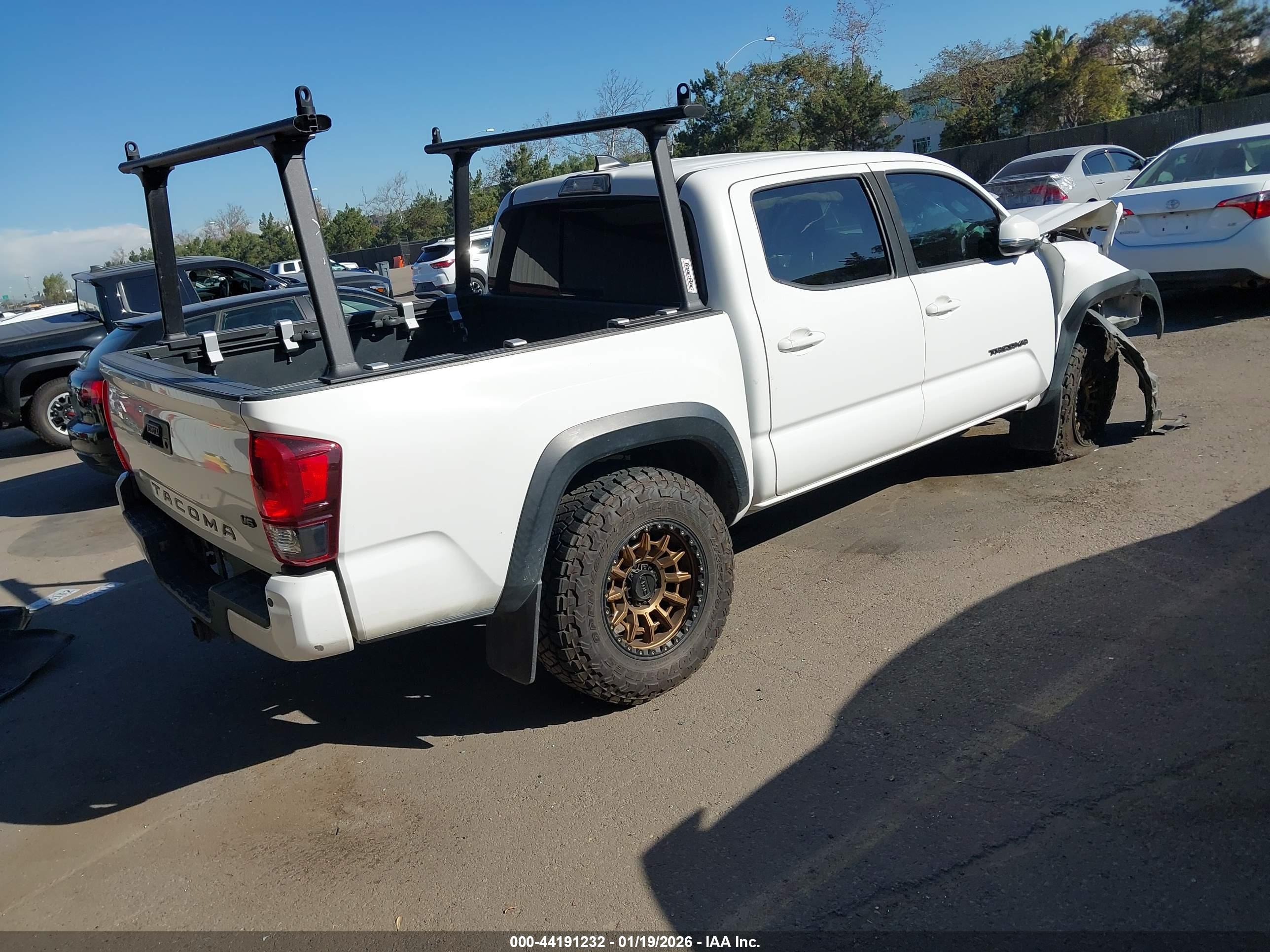 TOYOTA TACOMA image 4