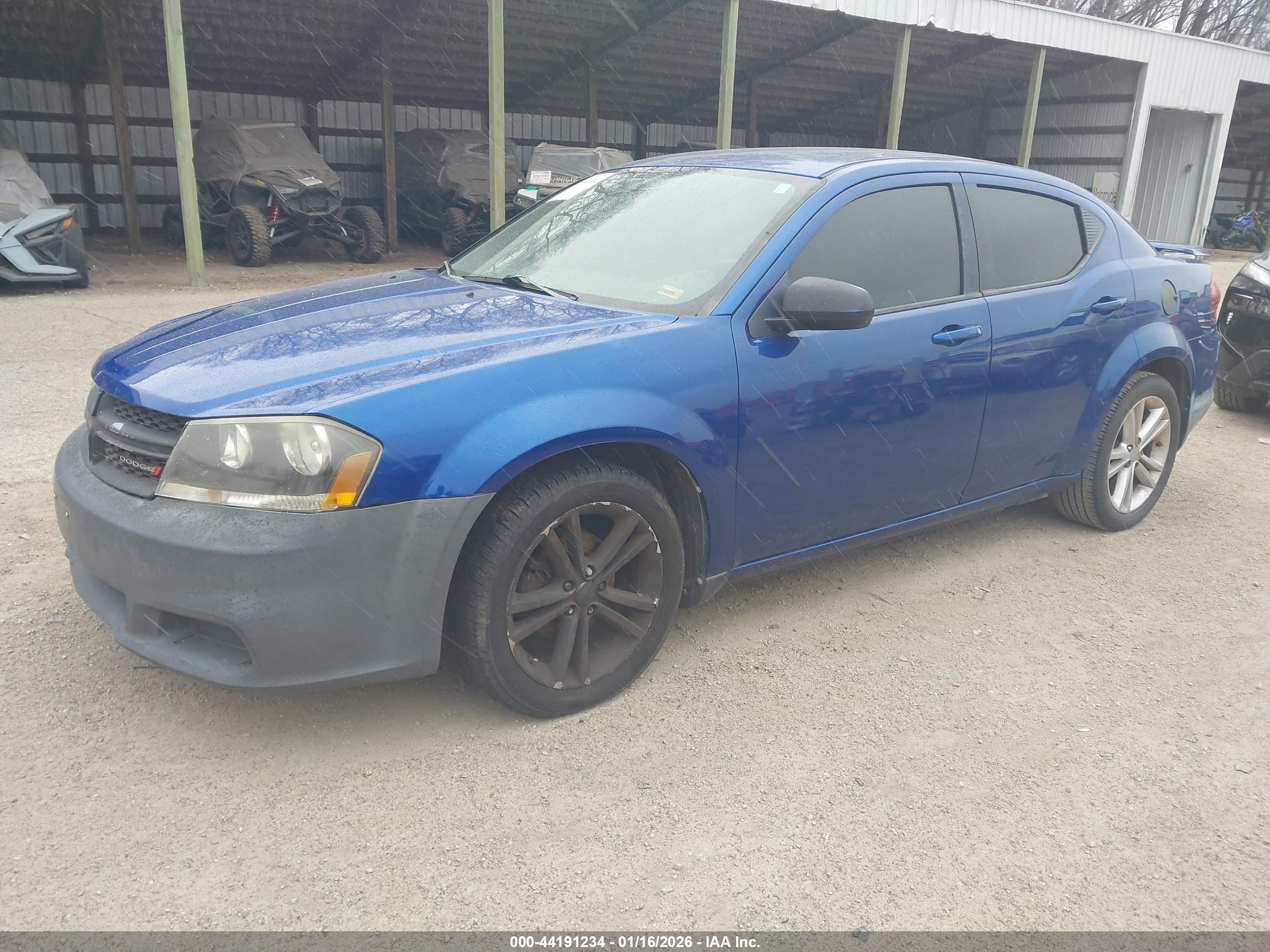 DODGE AVENGER image 2