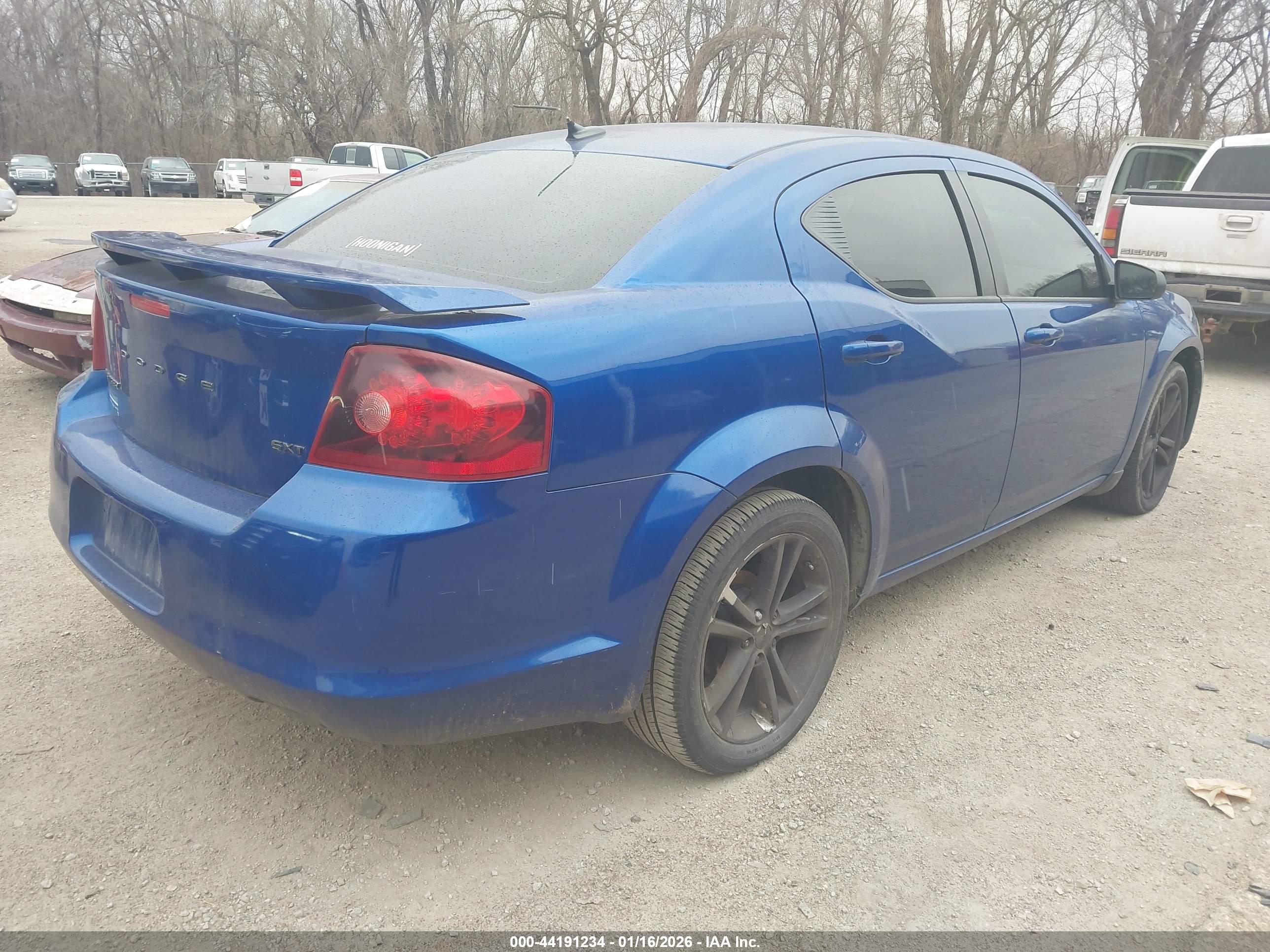 DODGE AVENGER image 4