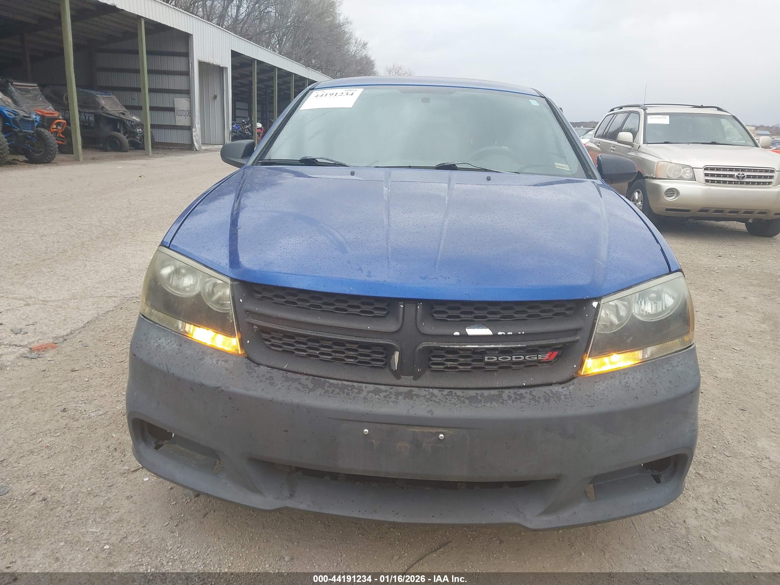 DODGE AVENGER image 6