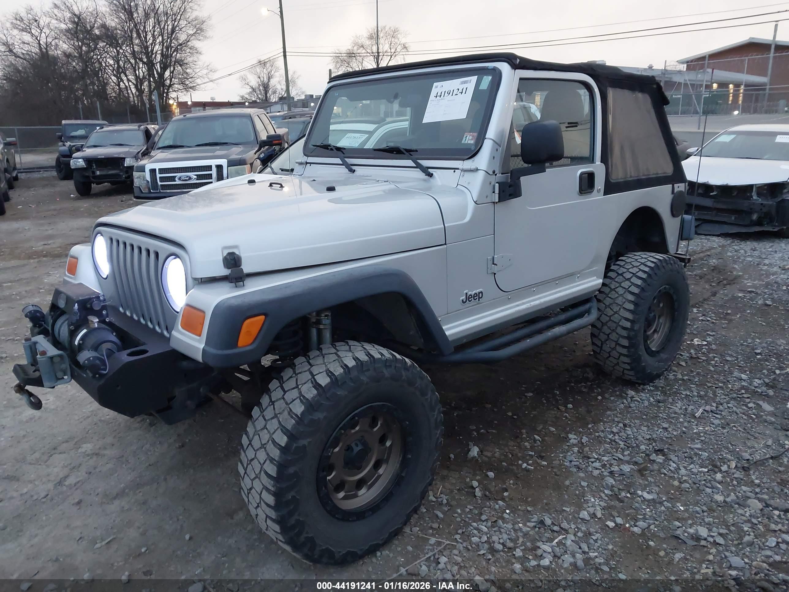 JEEP WRANGLER image 2