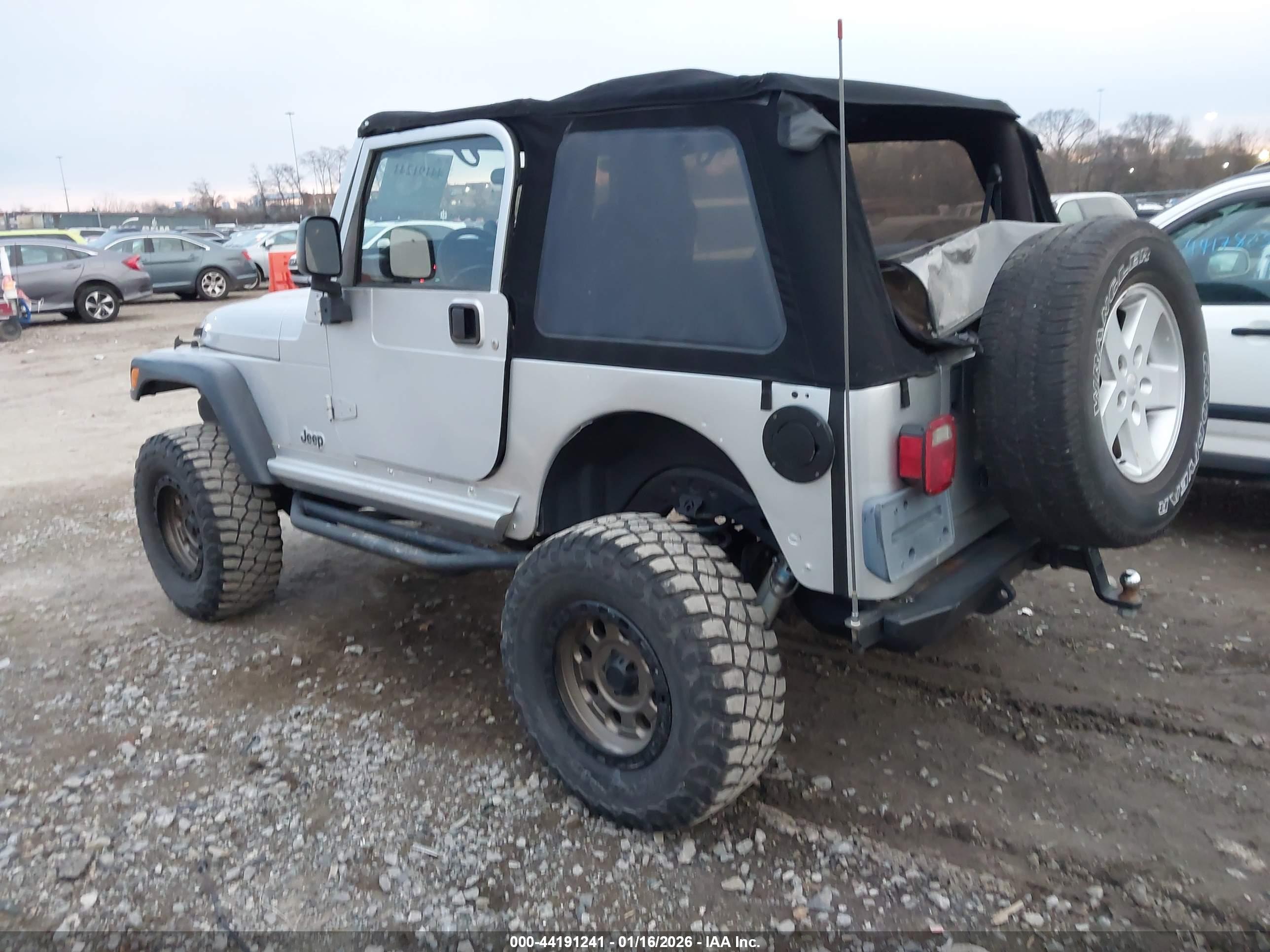 JEEP WRANGLER image 3