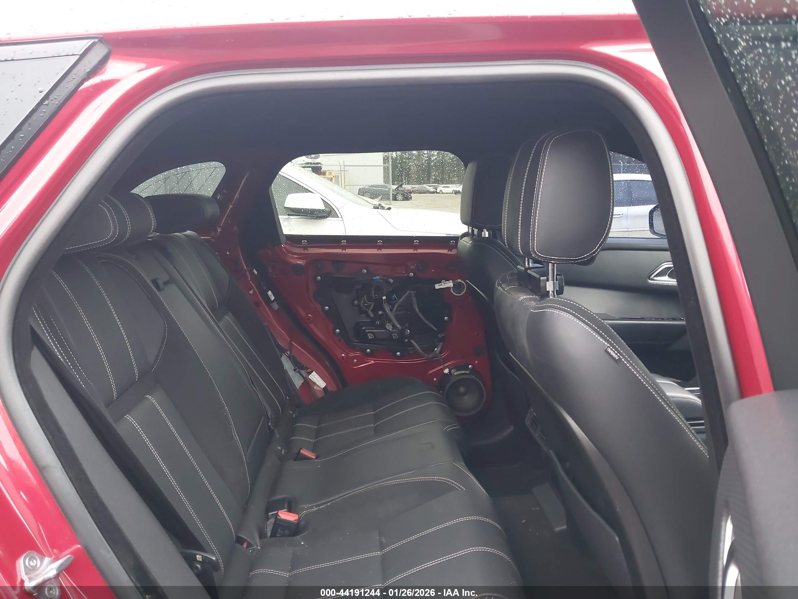 LAND ROVER image 8