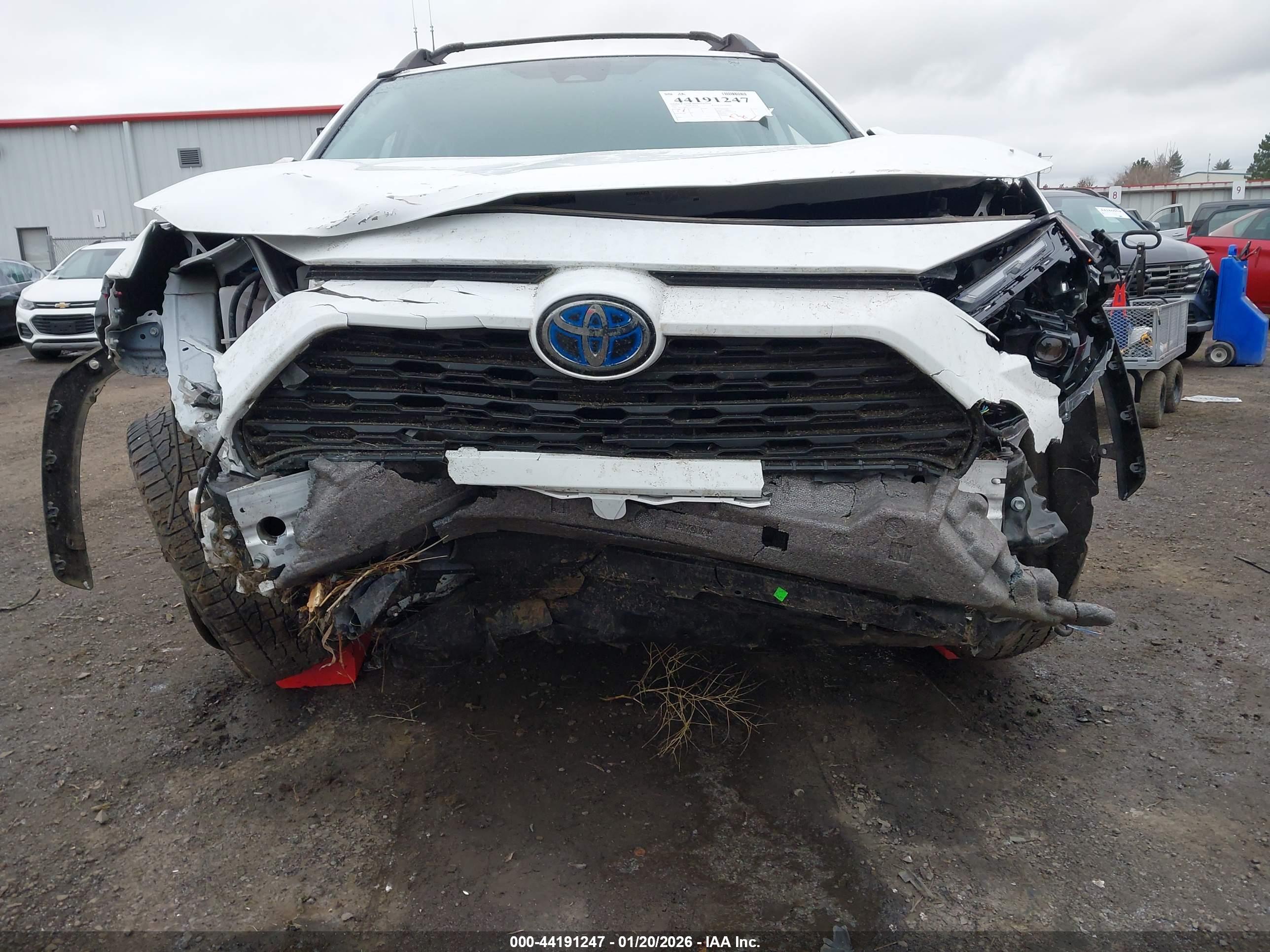 TOYOTA RAV4 image 6