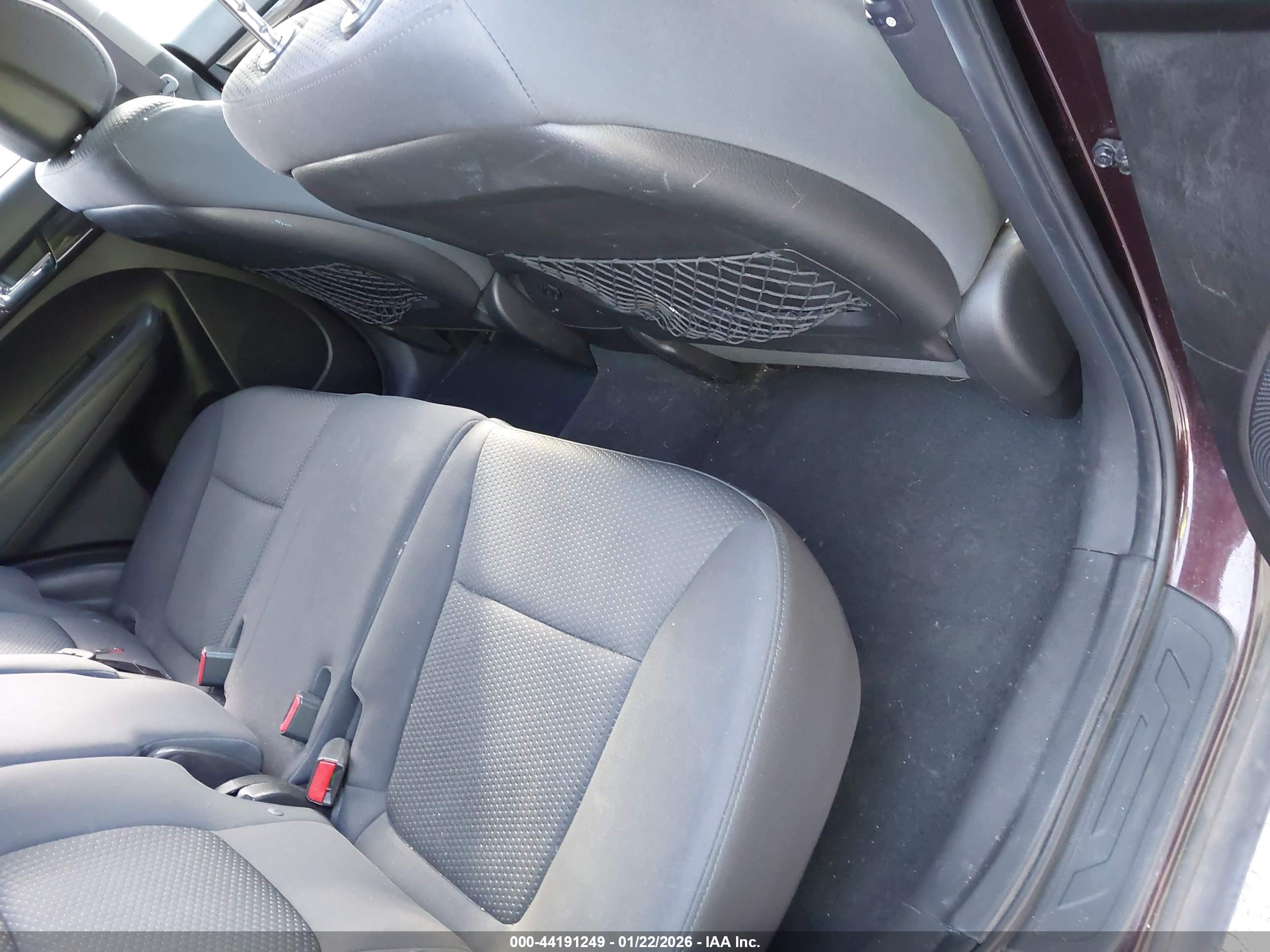 KIA SORENTO image 8