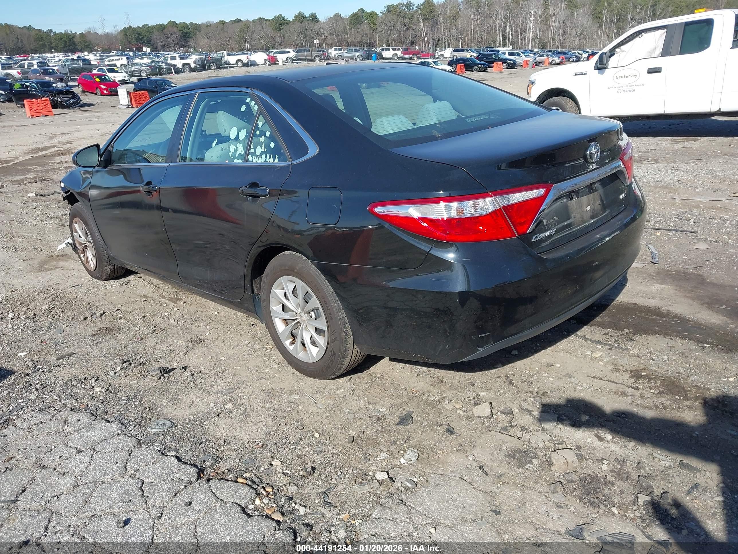 TOYOTA CAMRY image 3