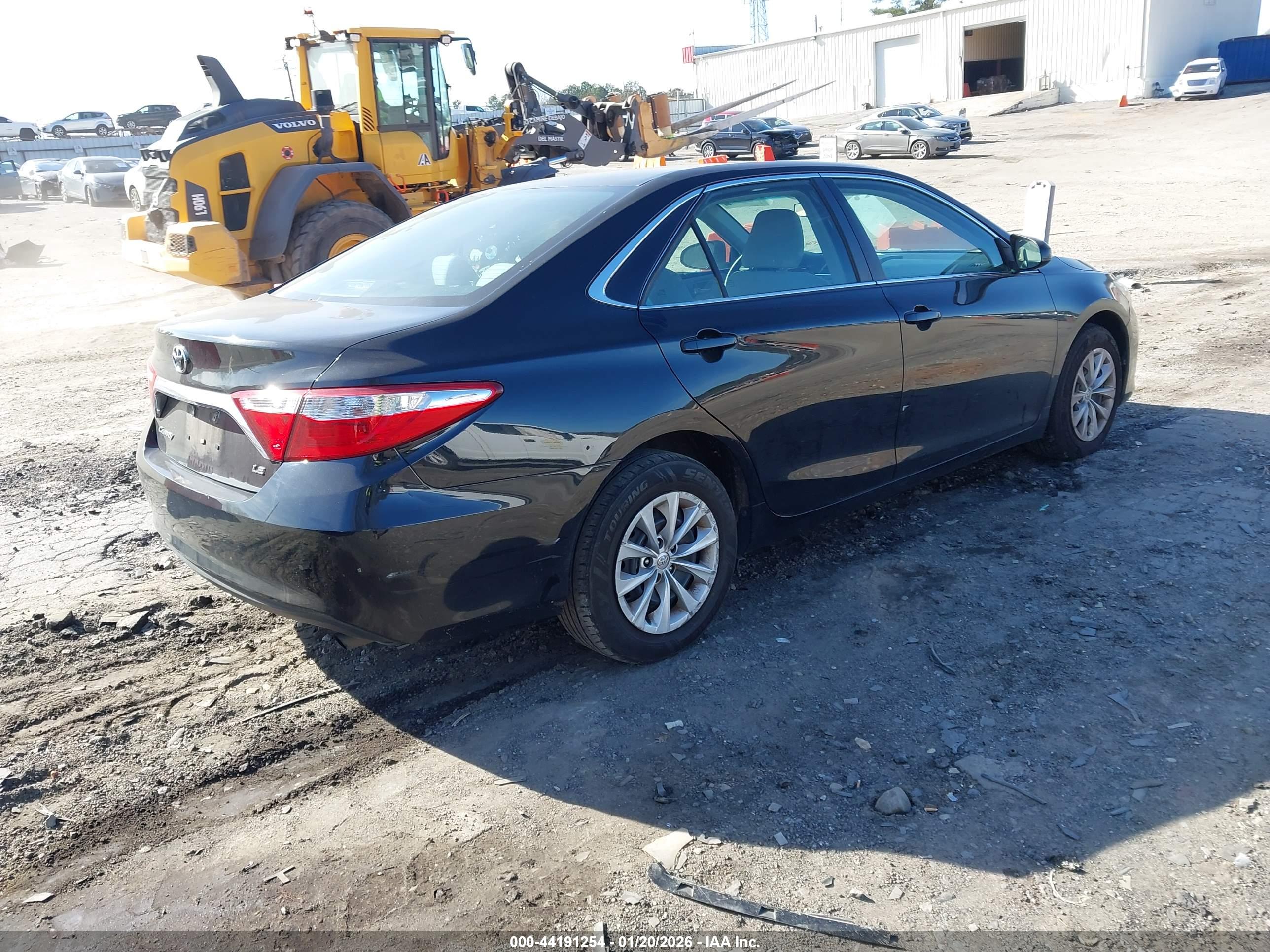 TOYOTA CAMRY image 4