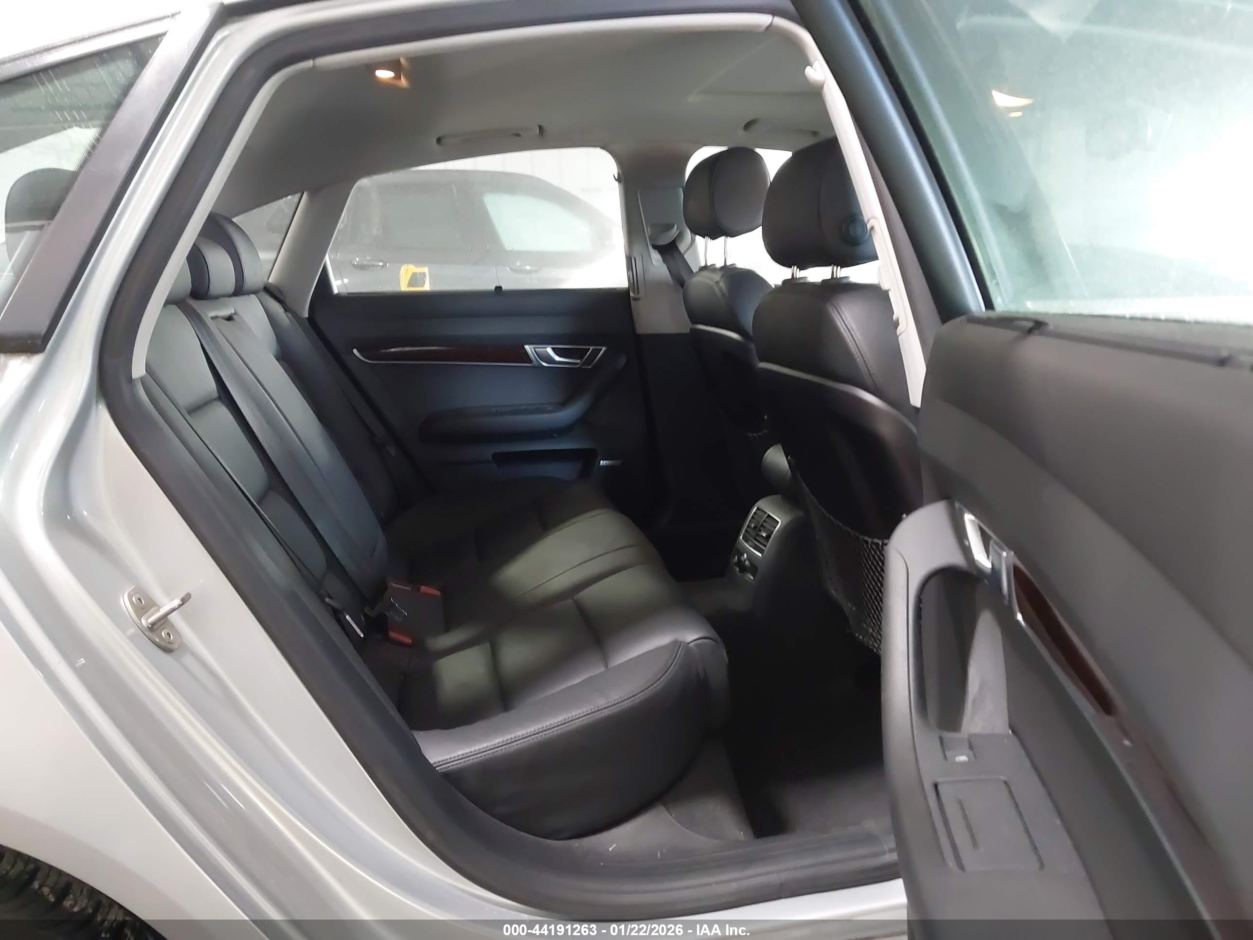 AUDI A6 image 8