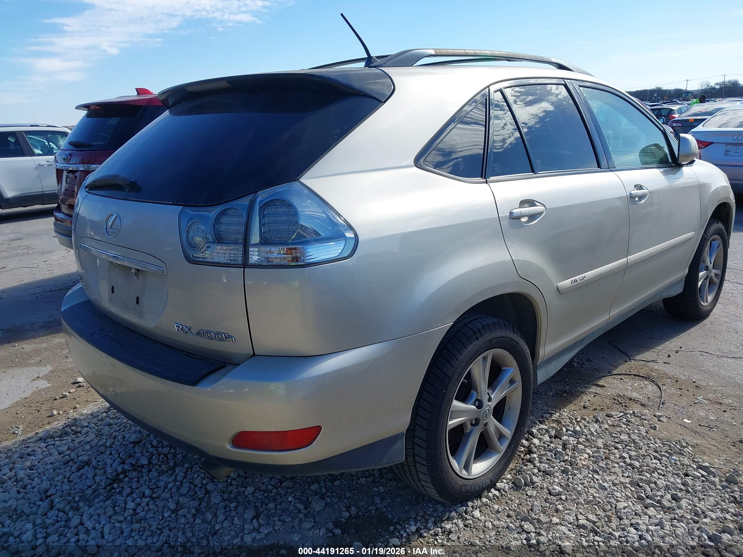 LEXUS RX image 4