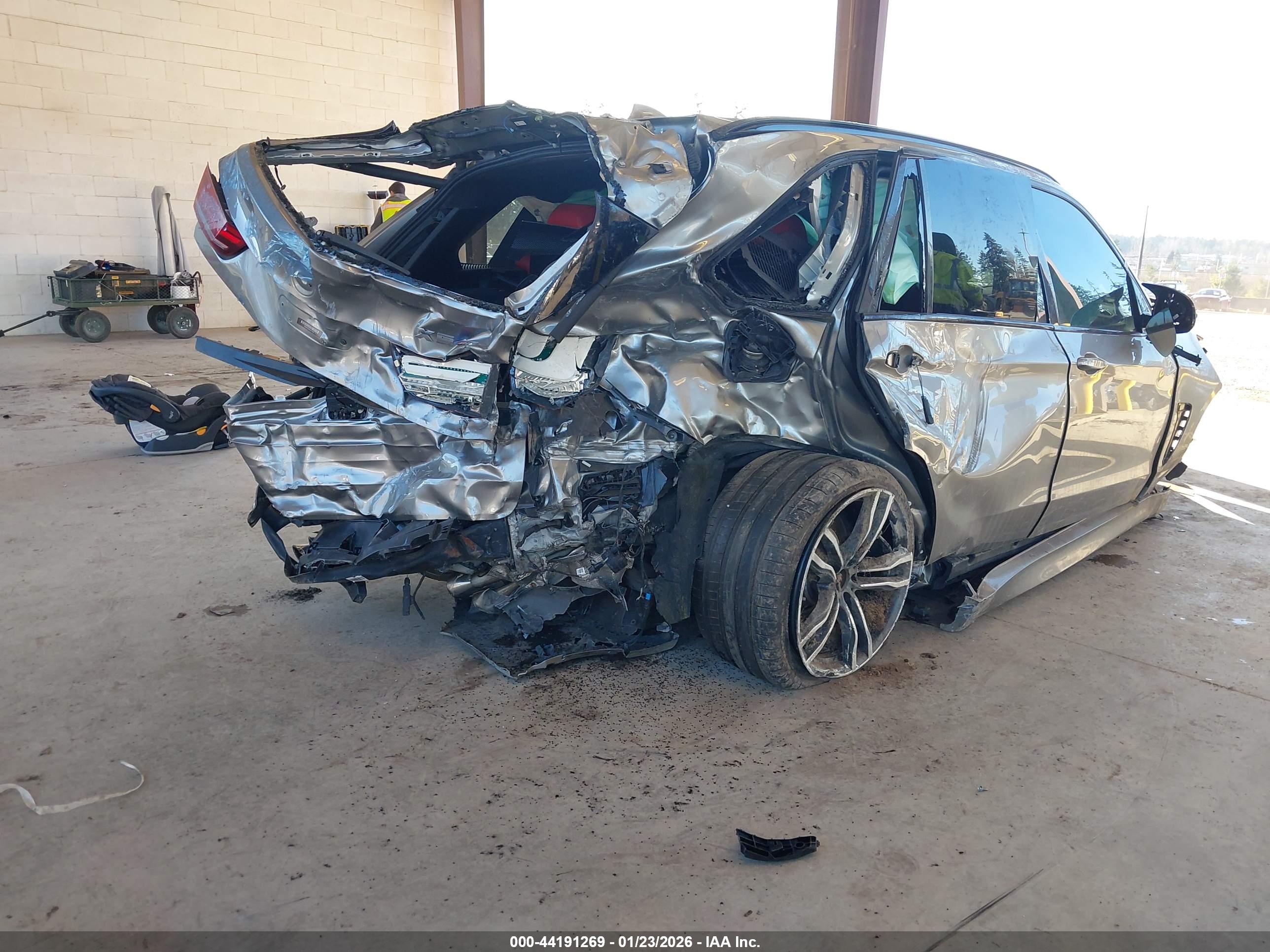 BMW X5 image 4