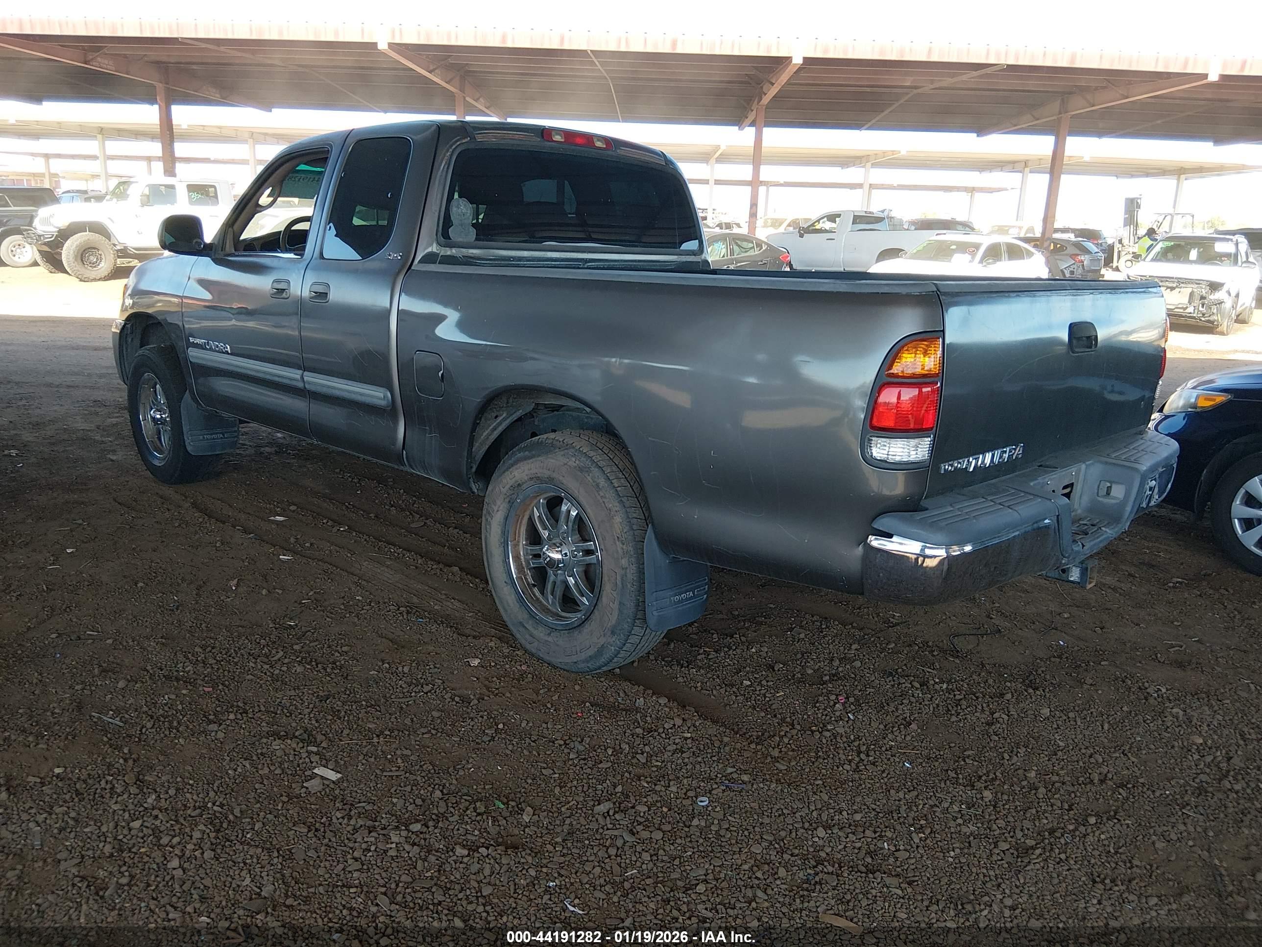 TOYOTA TUNDRA image 3