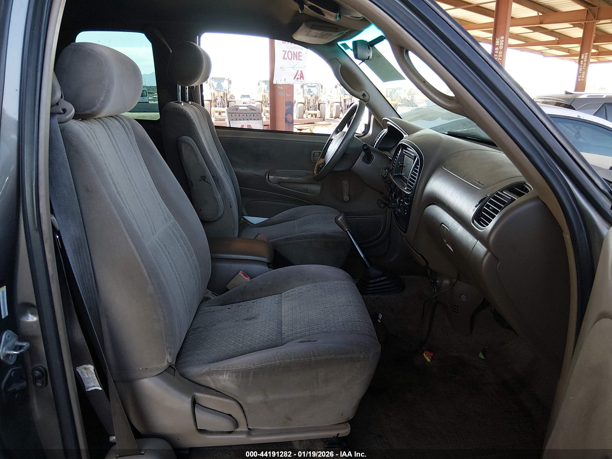 TOYOTA TUNDRA image 5