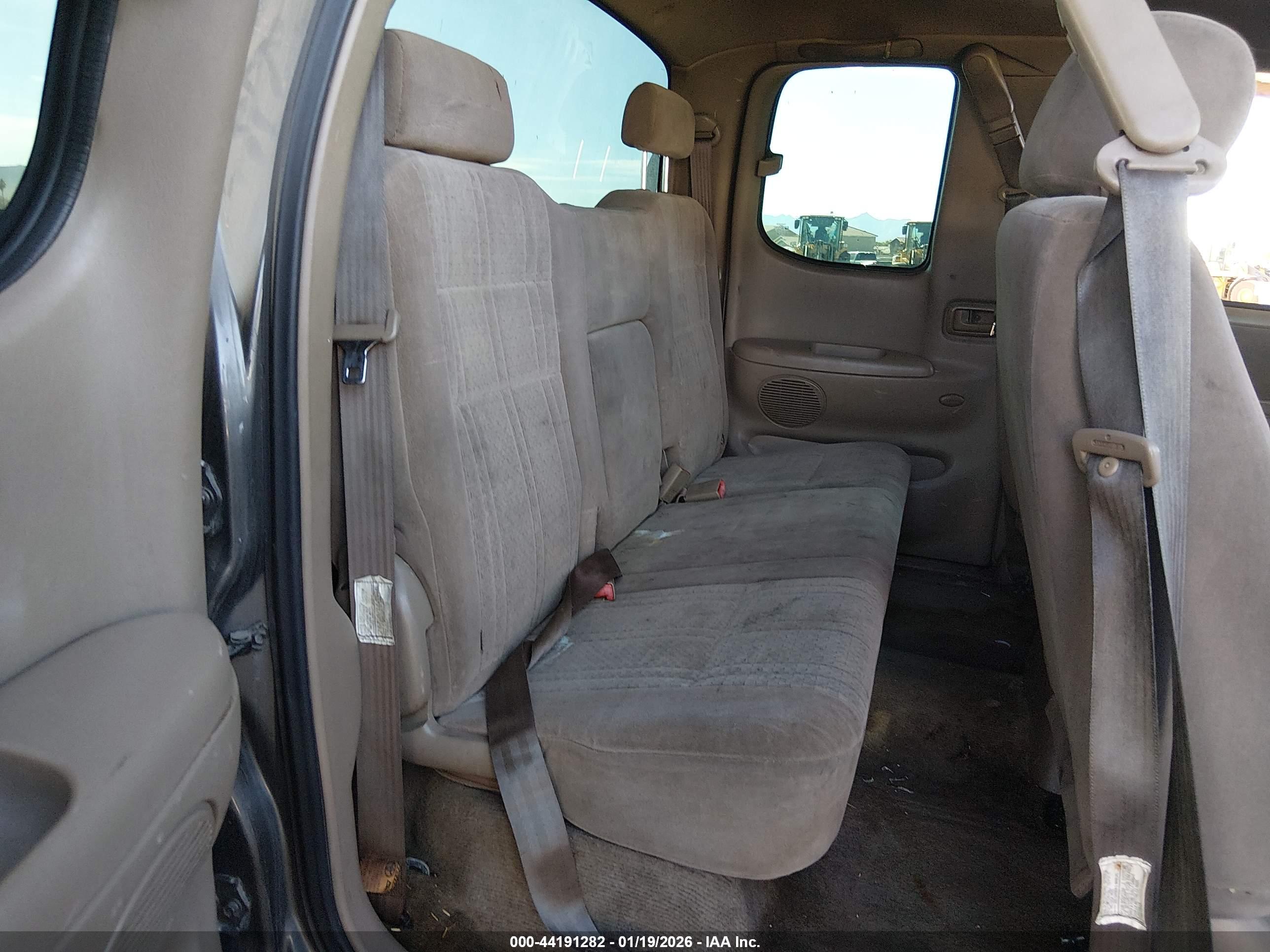 TOYOTA TUNDRA image 8