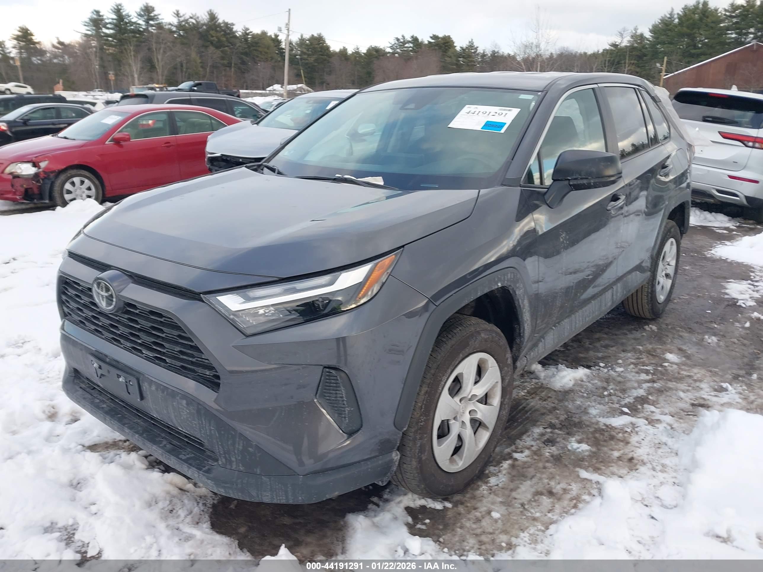 TOYOTA RAV4 image 2