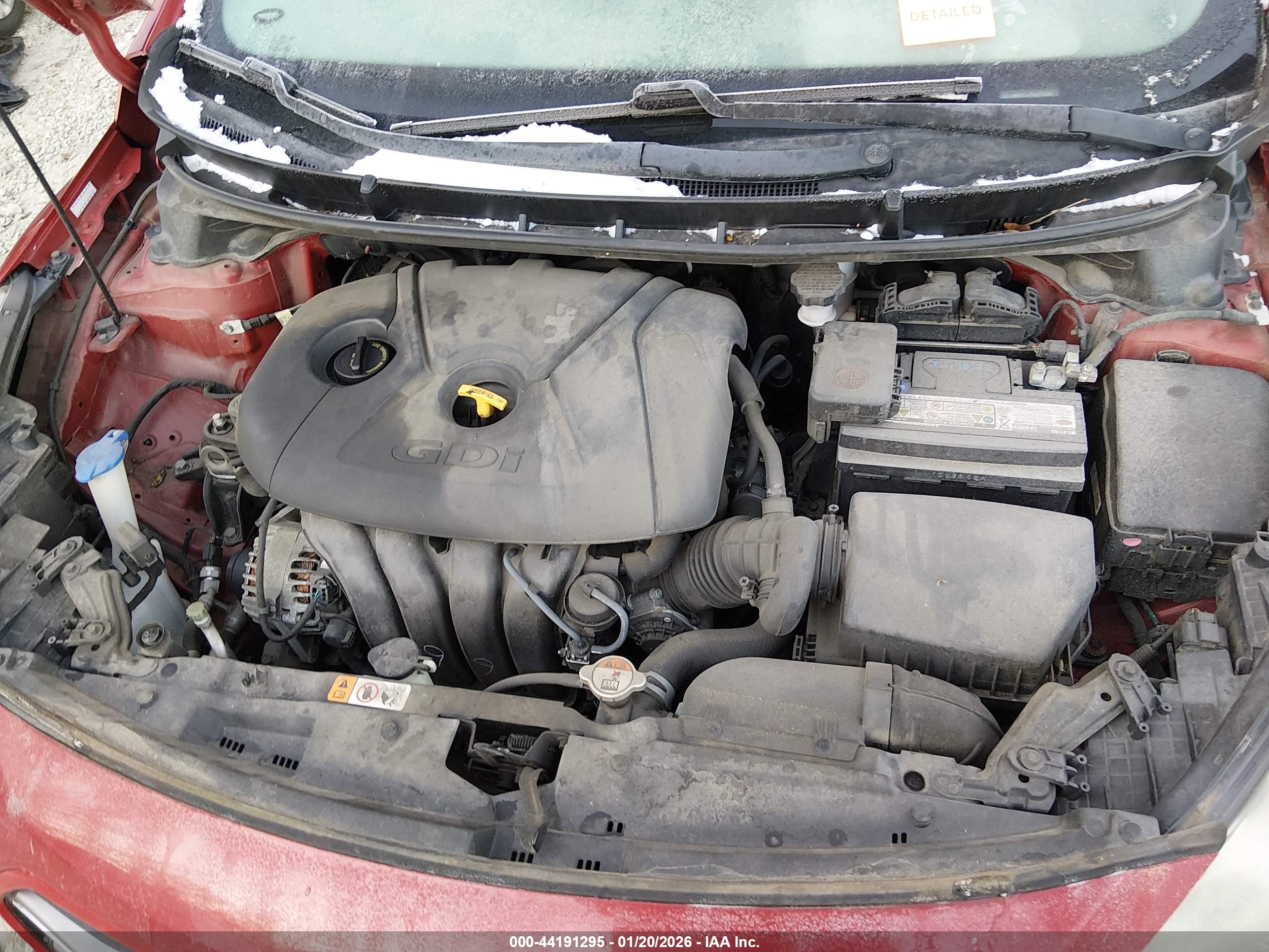 HYUNDAI ELANTRA image 10