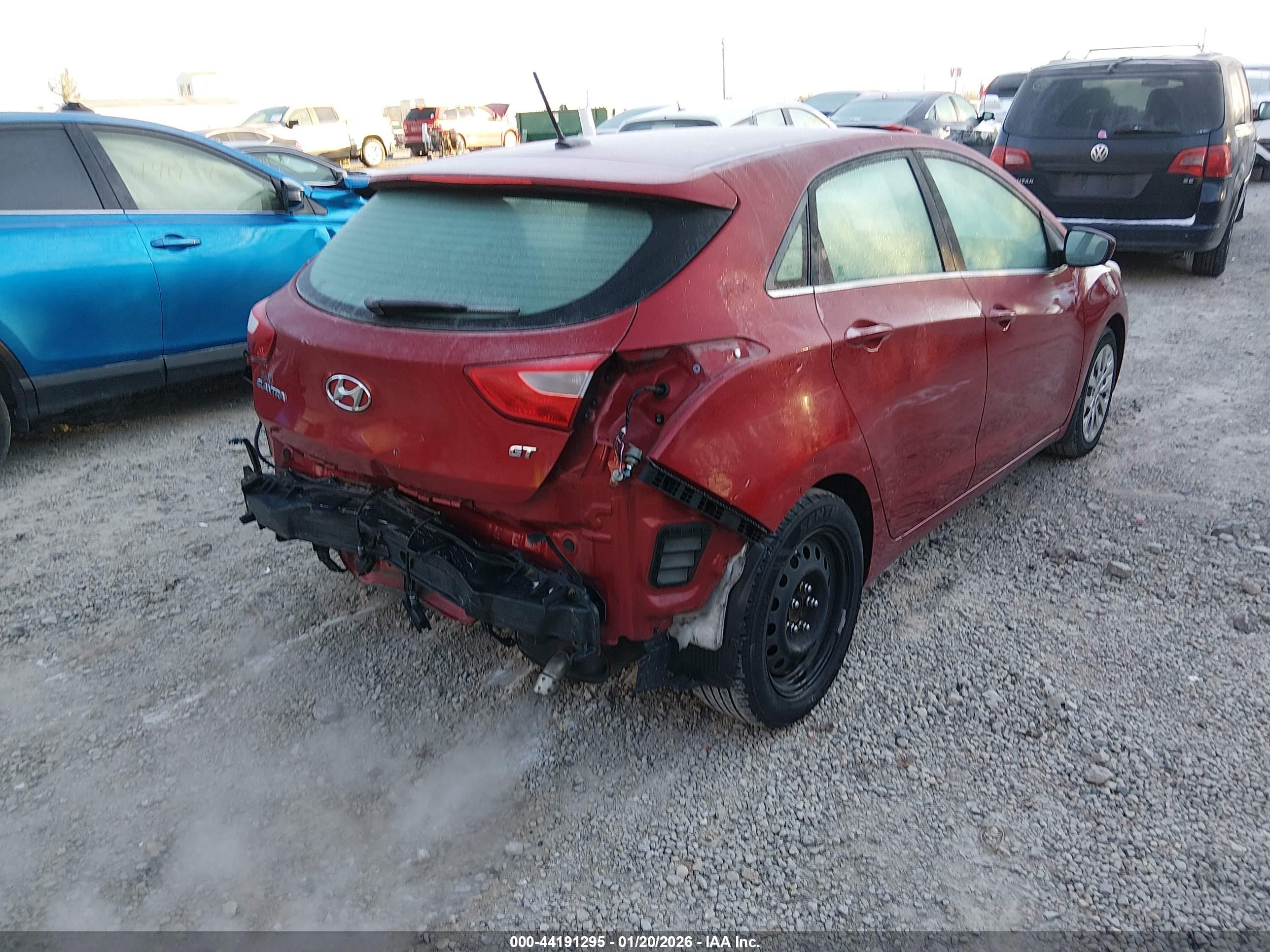 HYUNDAI ELANTRA image 4