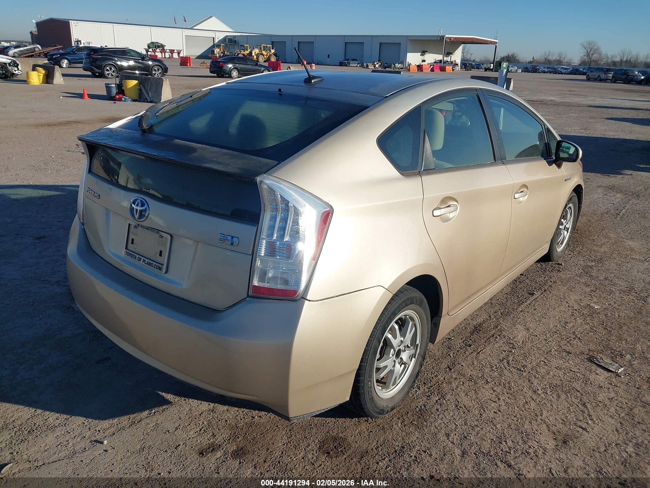 TOYOTA PRIUS image 4