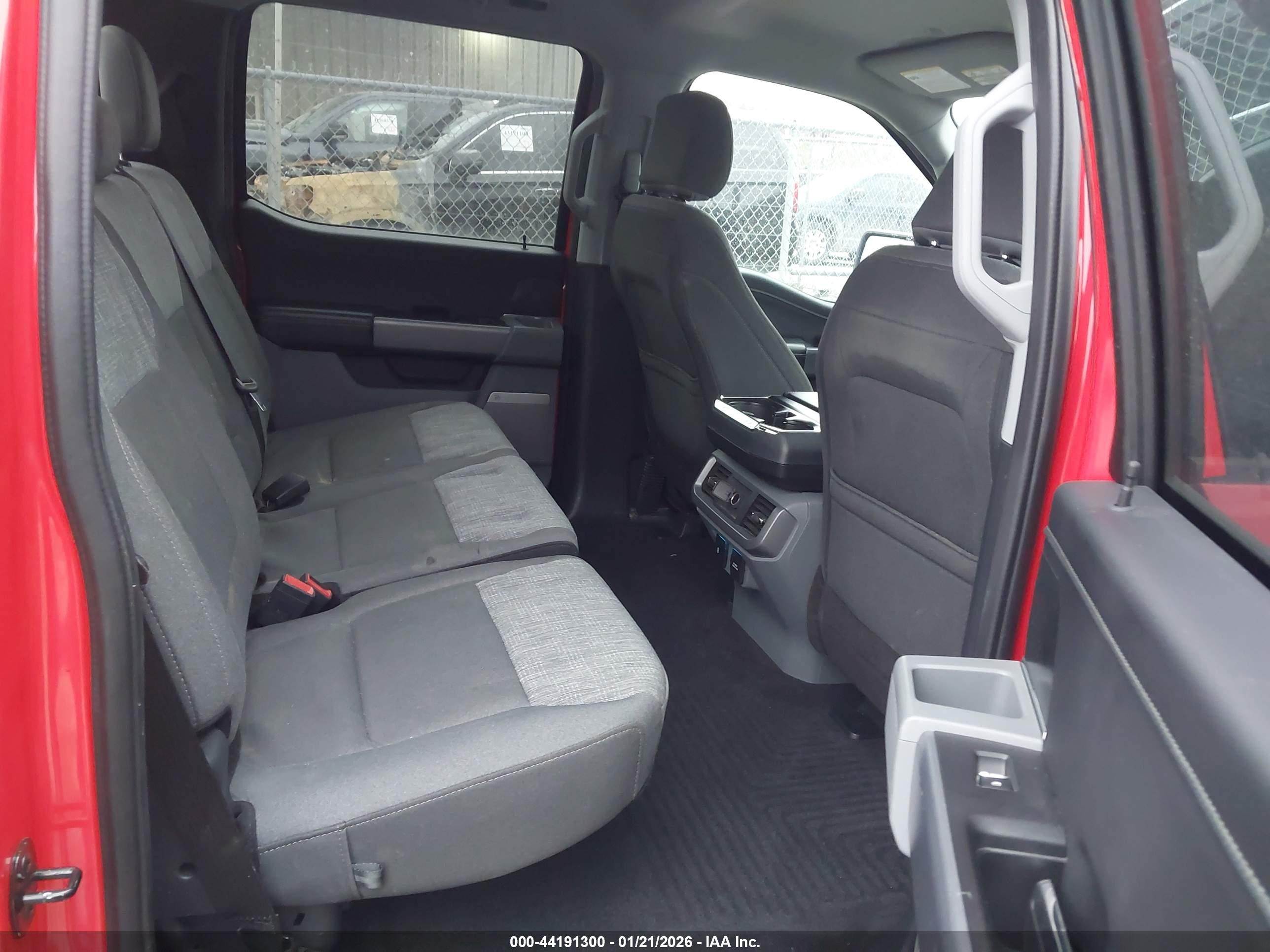 FORD F-150 image 8