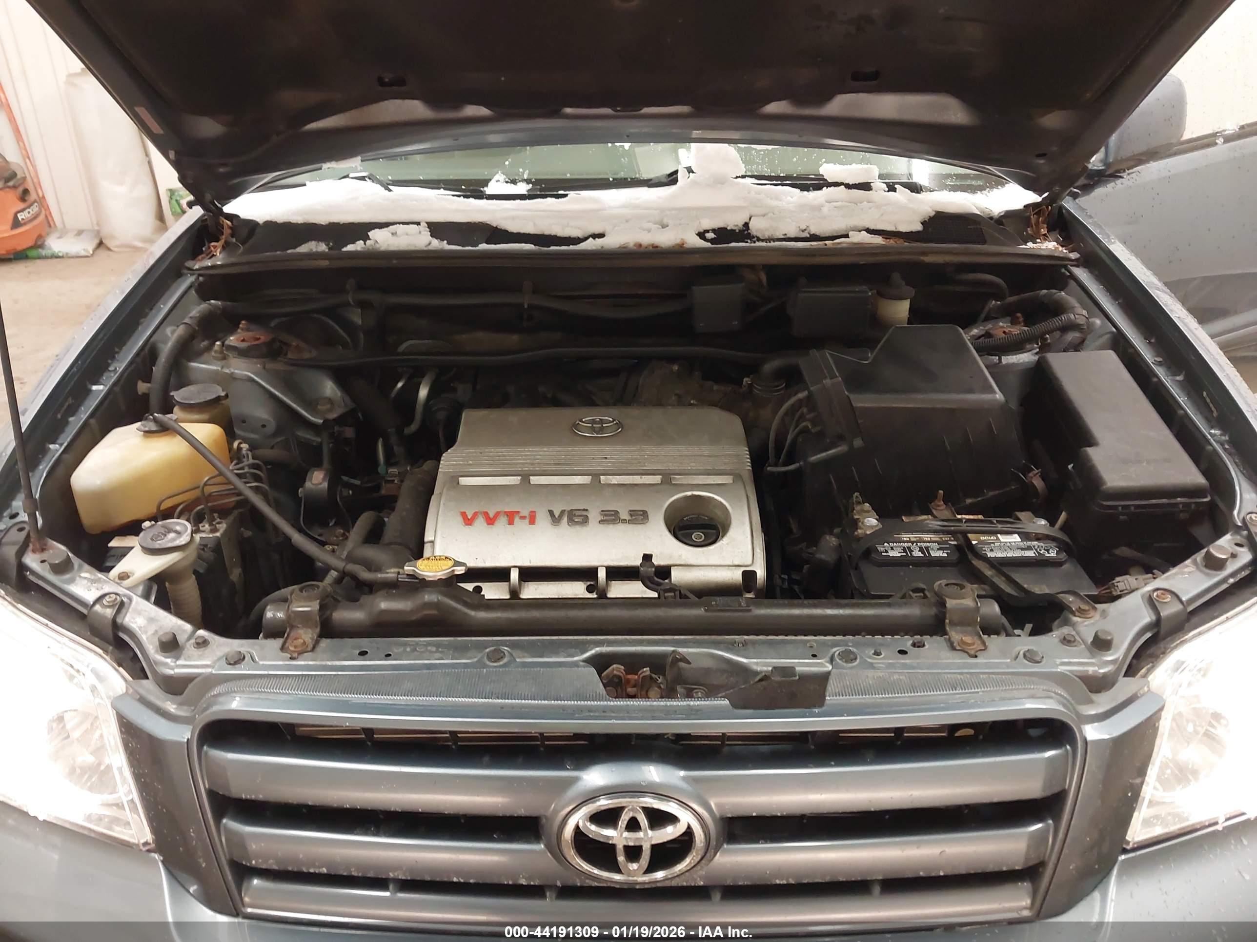 TOYOTA HIGHLANDER image 10