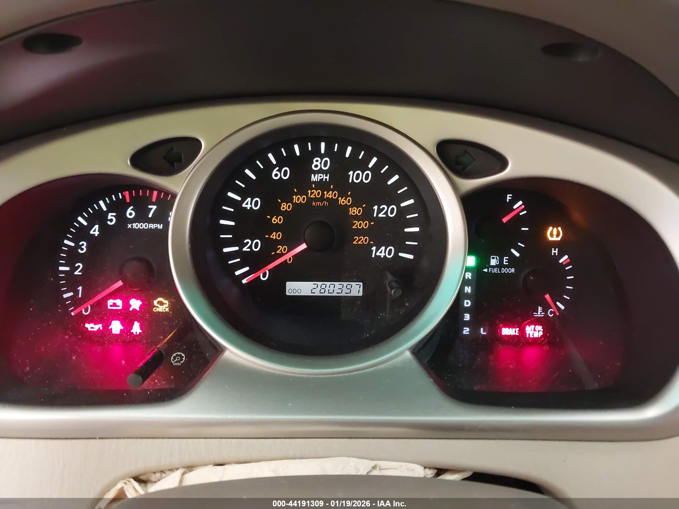 TOYOTA HIGHLANDER image 7