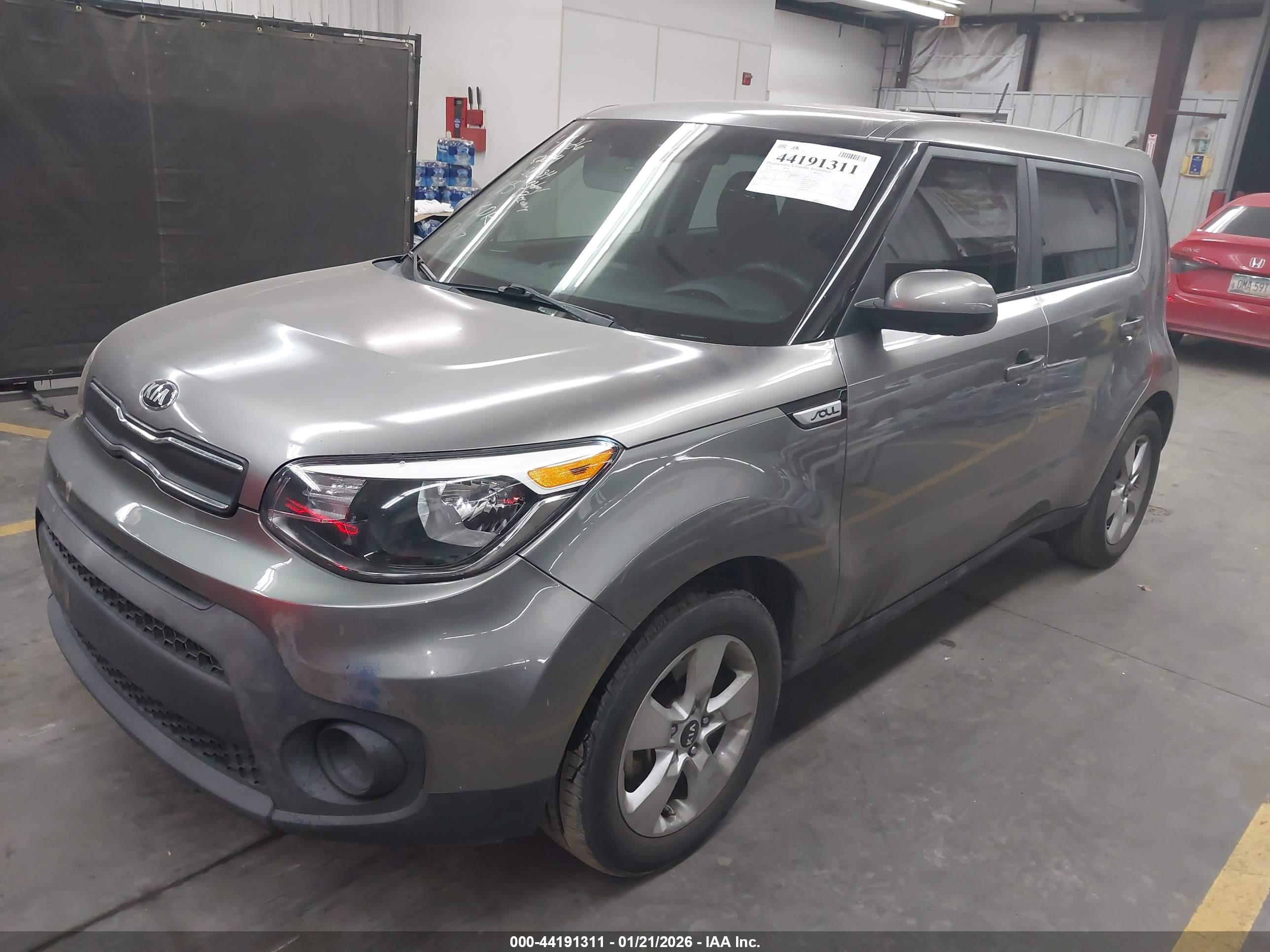 KIA SOUL image 2