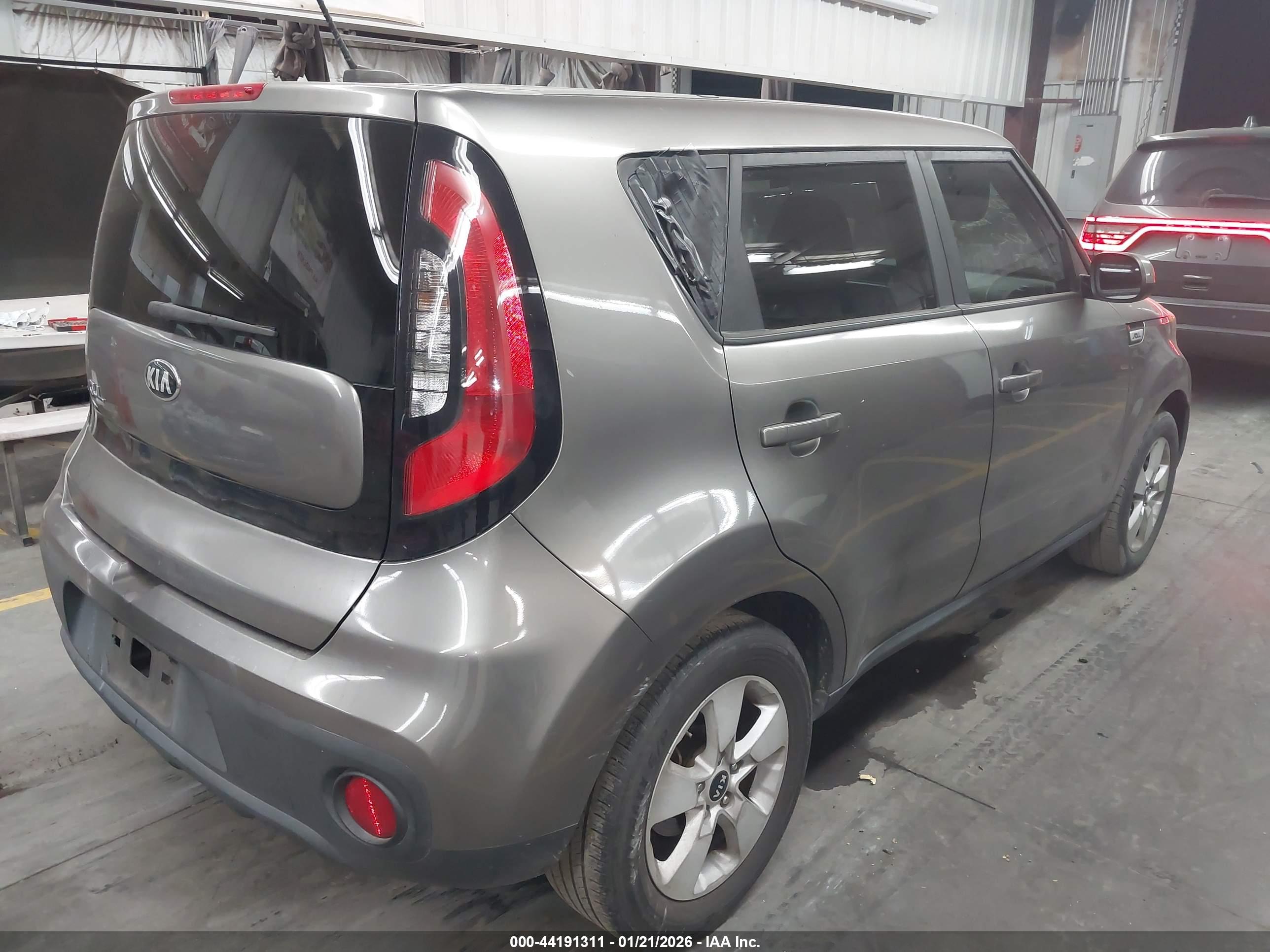 KIA SOUL image 4