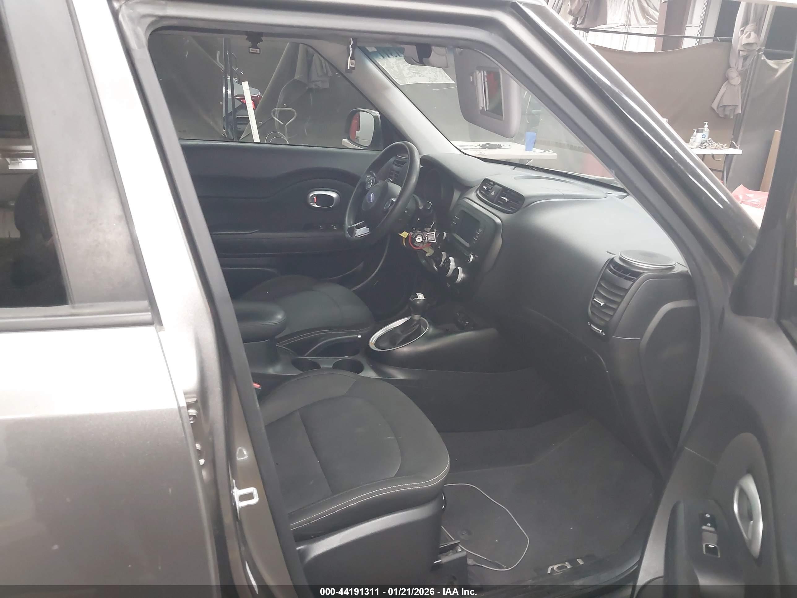 KIA SOUL image 5
