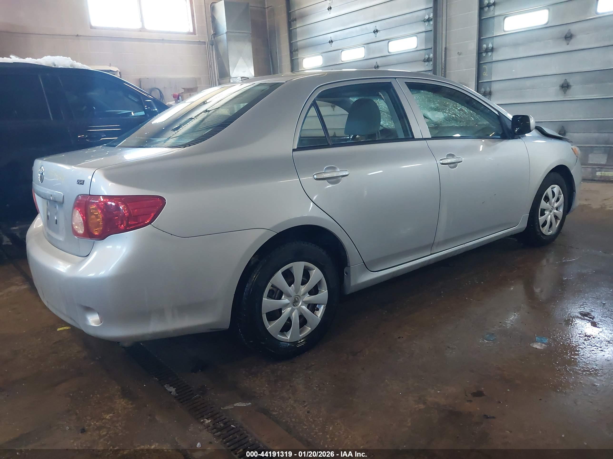 TOYOTA COROLLA image 4