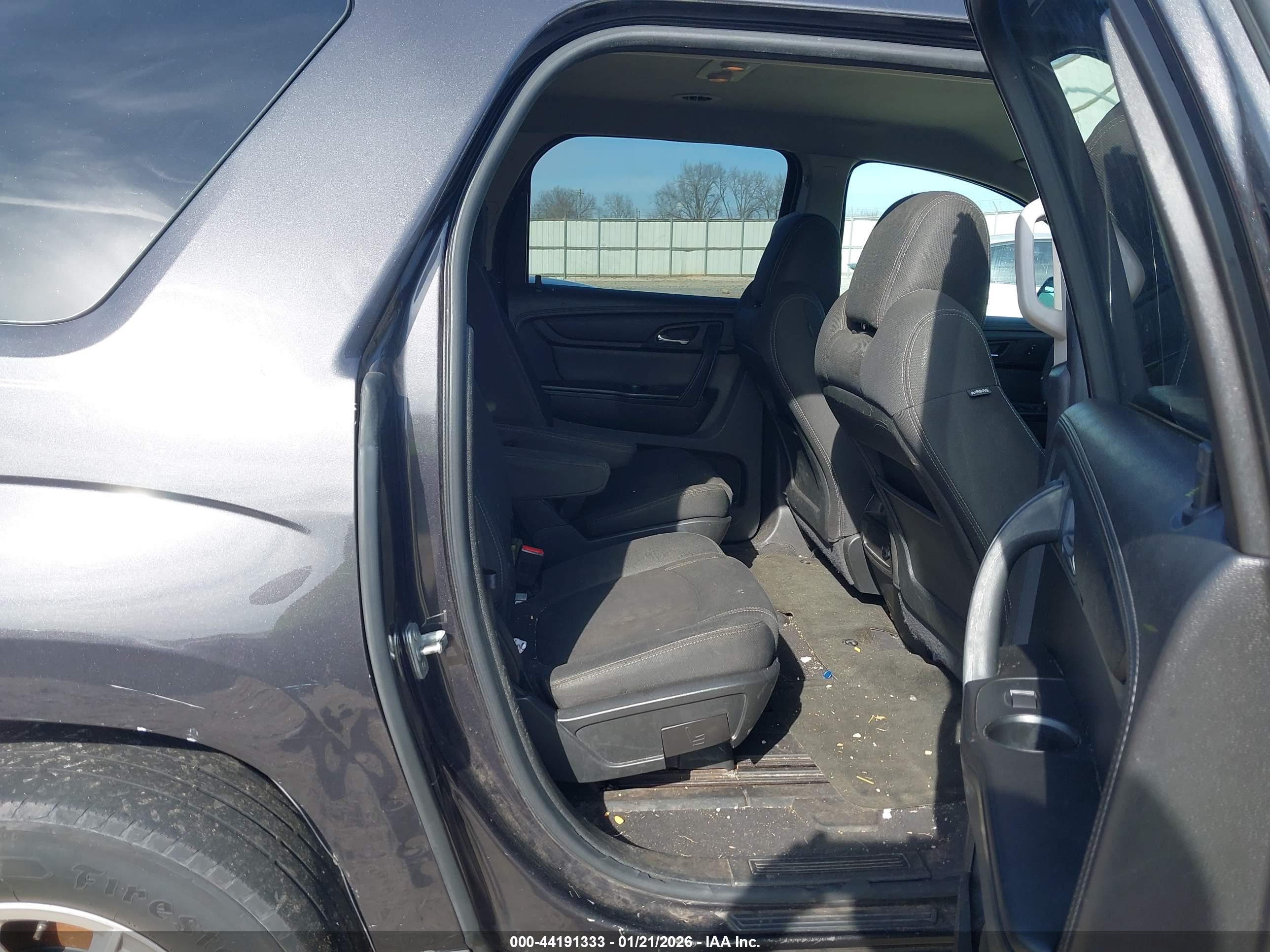 GMC ACADIA image 8