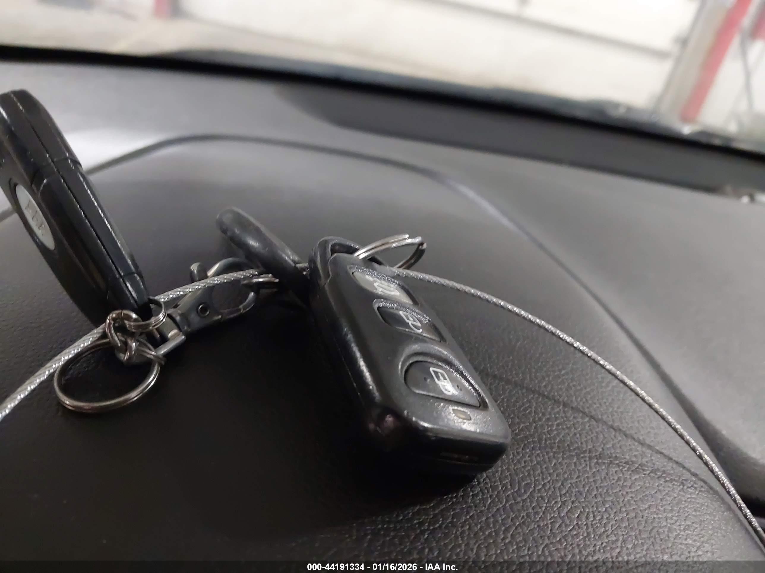 HYUNDAI ELANTRA image 11
