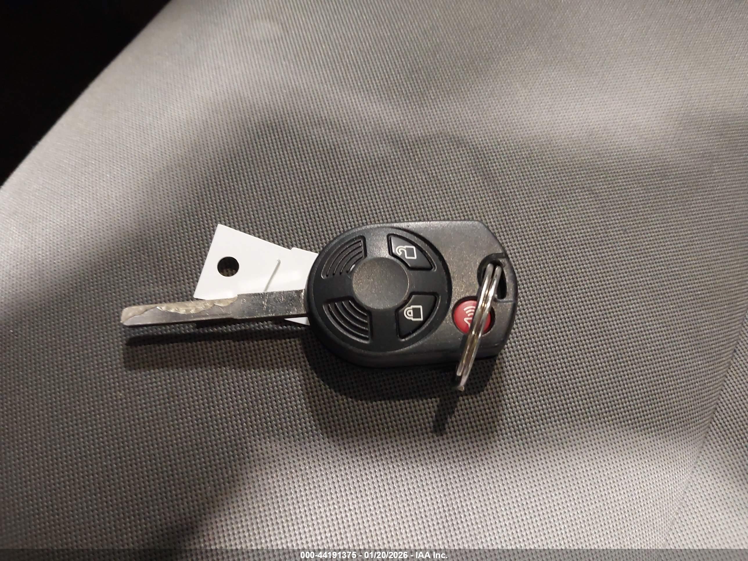 FORD ESCAPE image 11