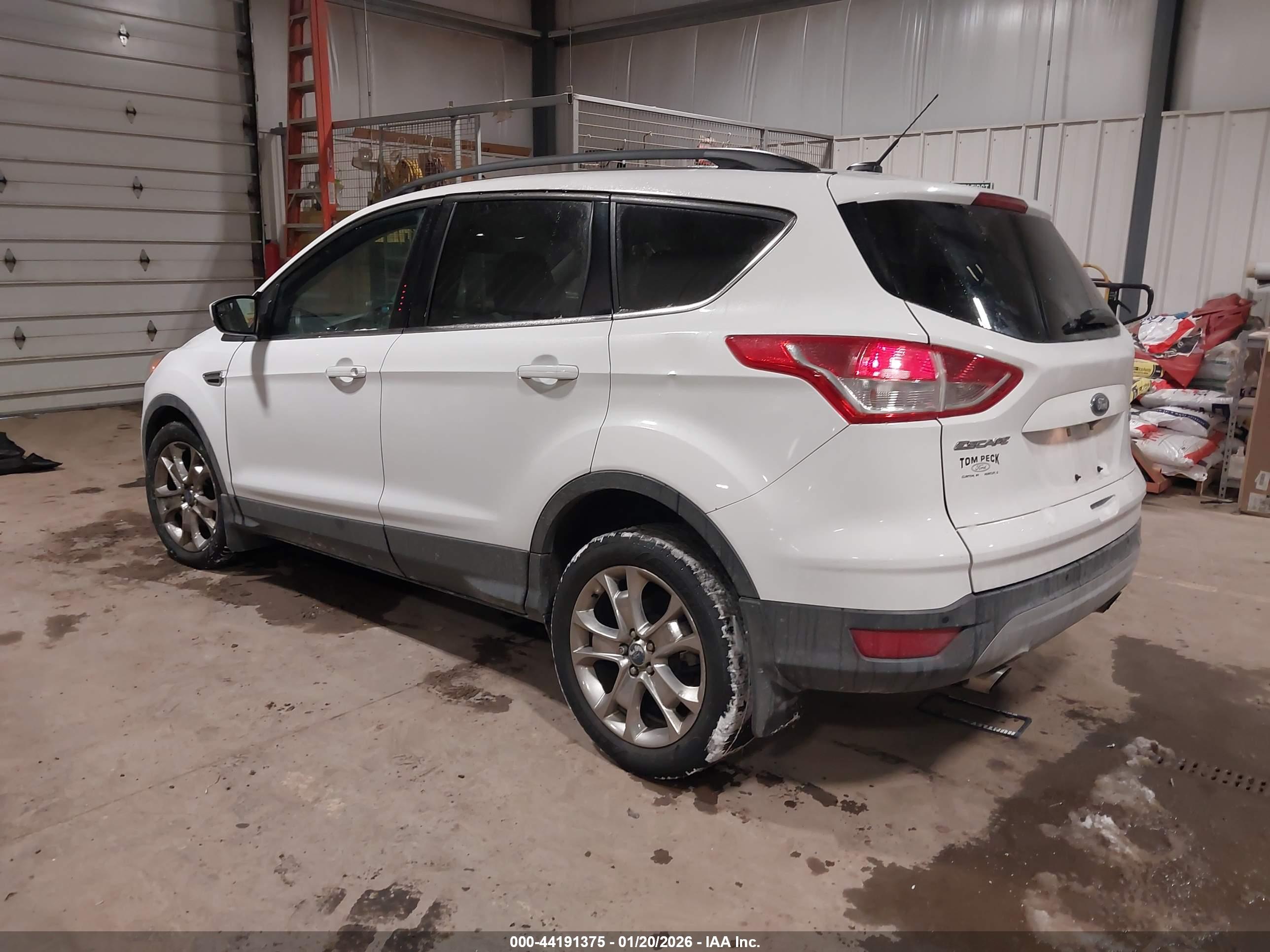 FORD ESCAPE image 3