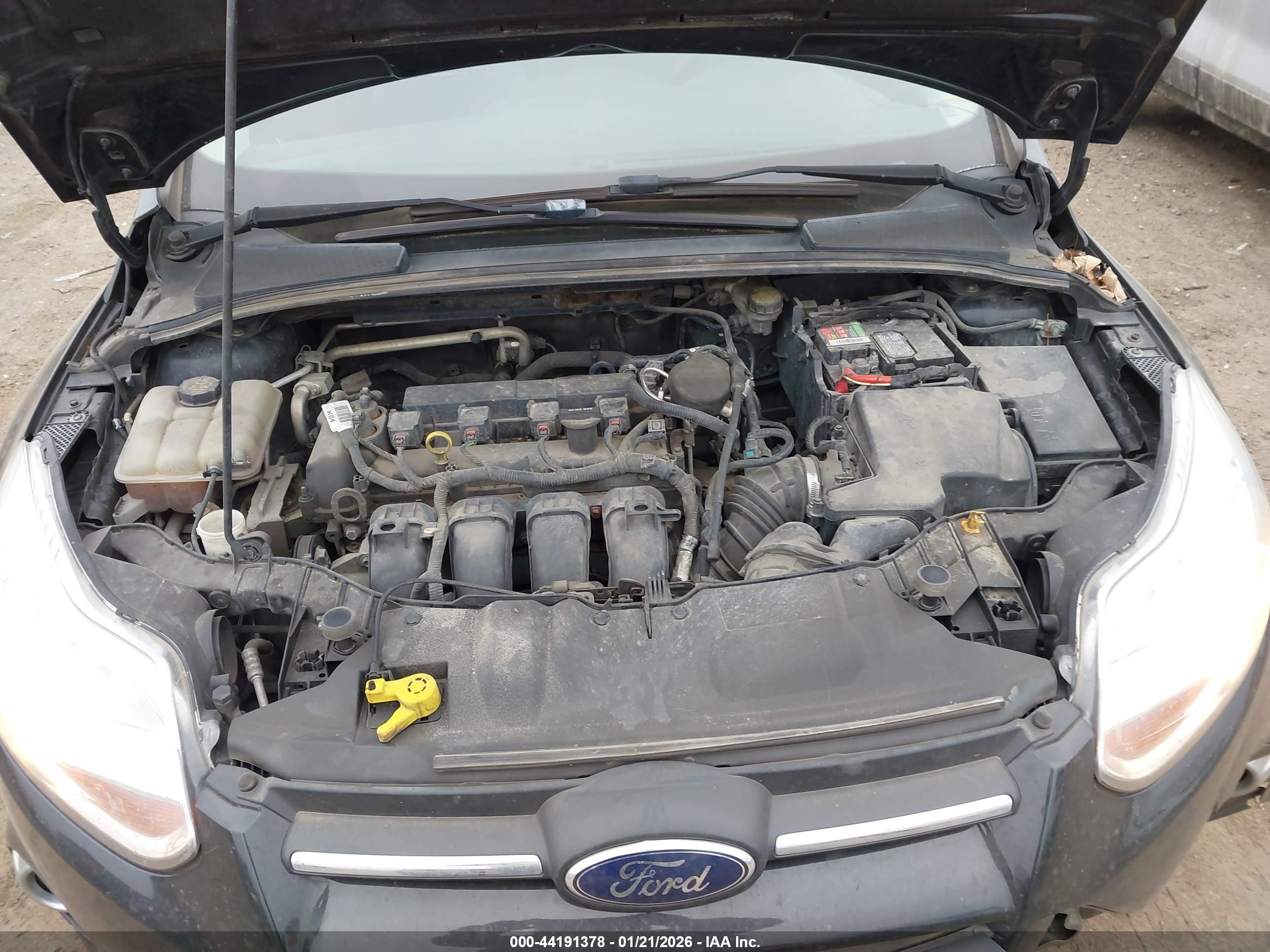 FORD FOCUS image 10
