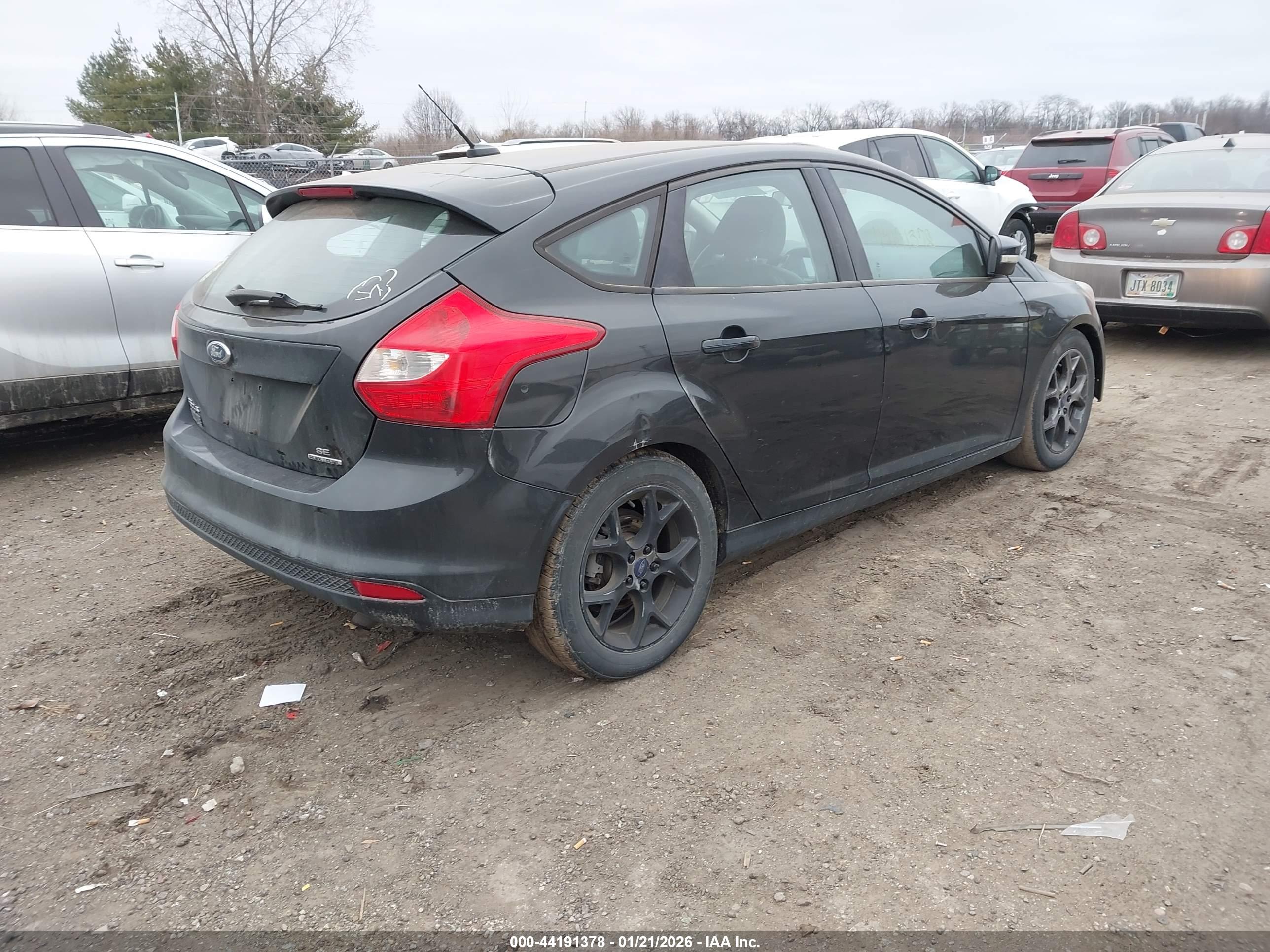 FORD FOCUS image 4