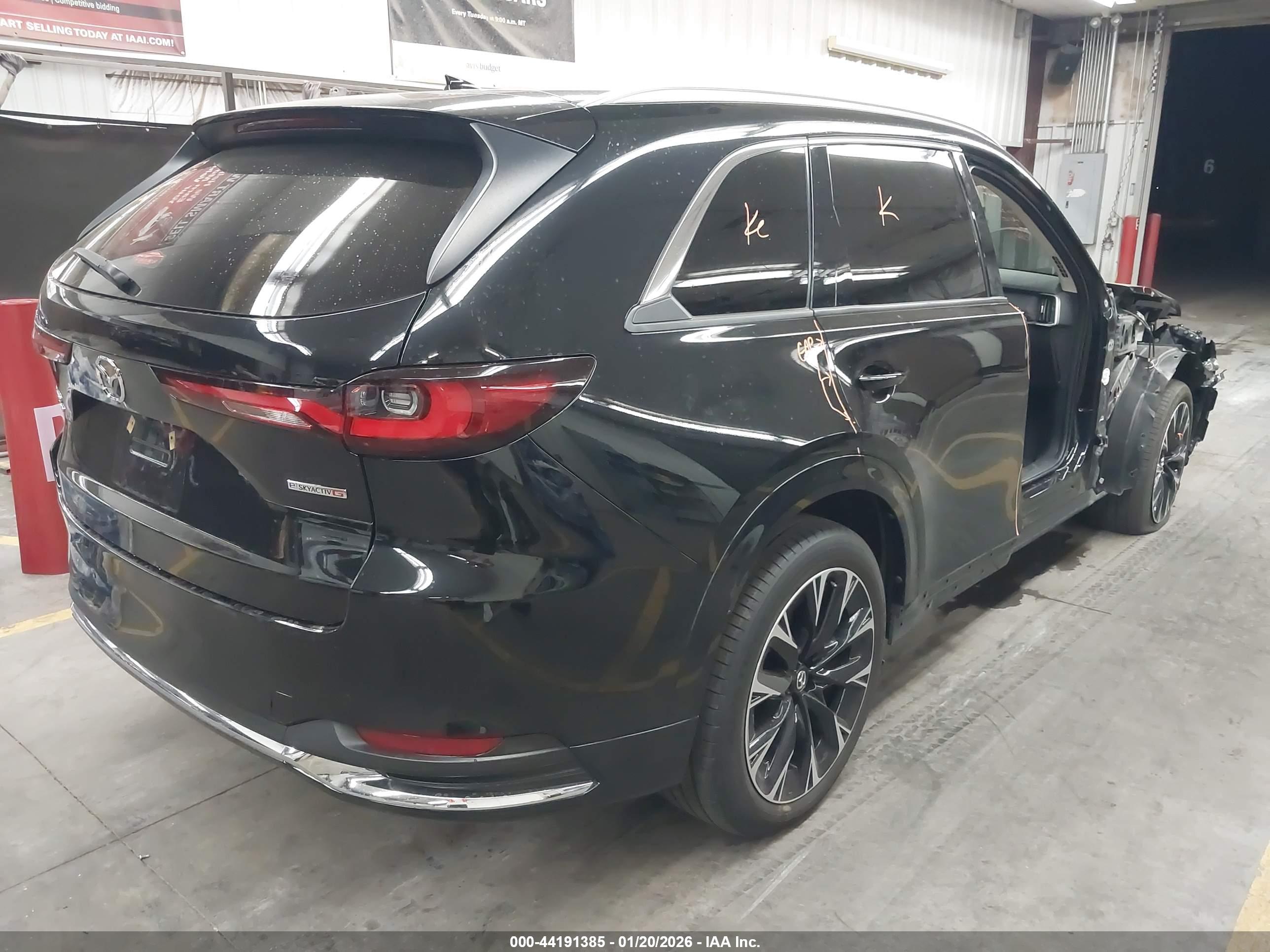 MAZDA CX-90 image 4