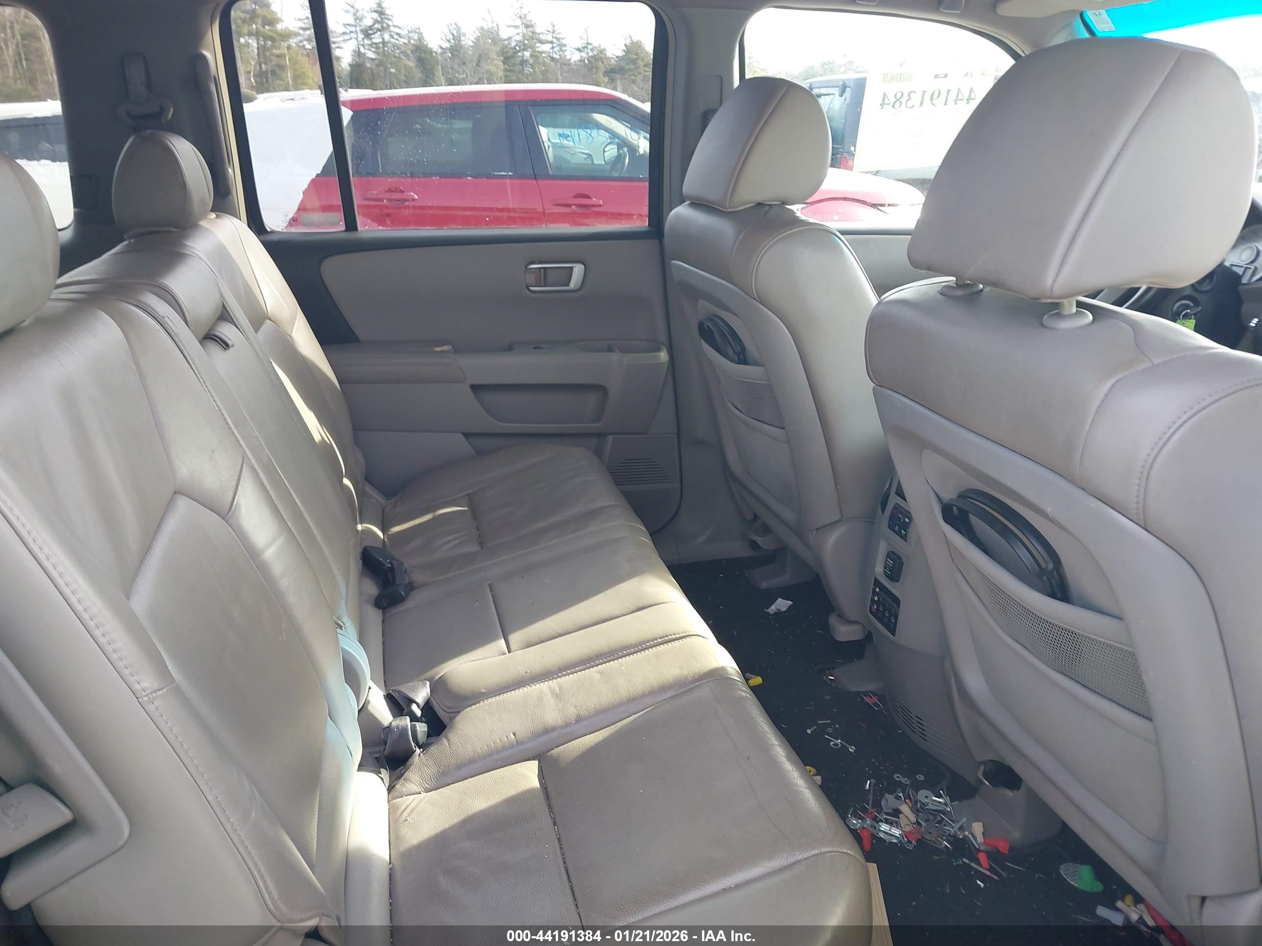 HONDA PILOT image 8