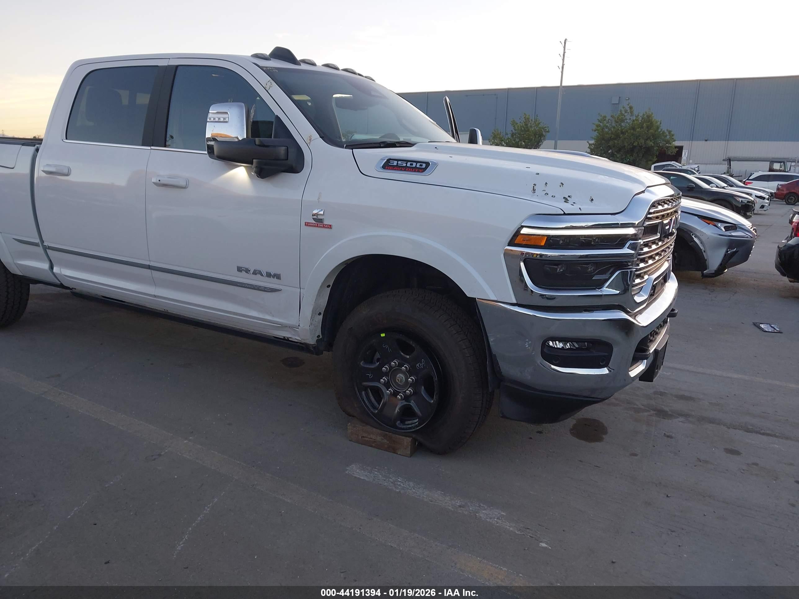 RAM 3500 image 6