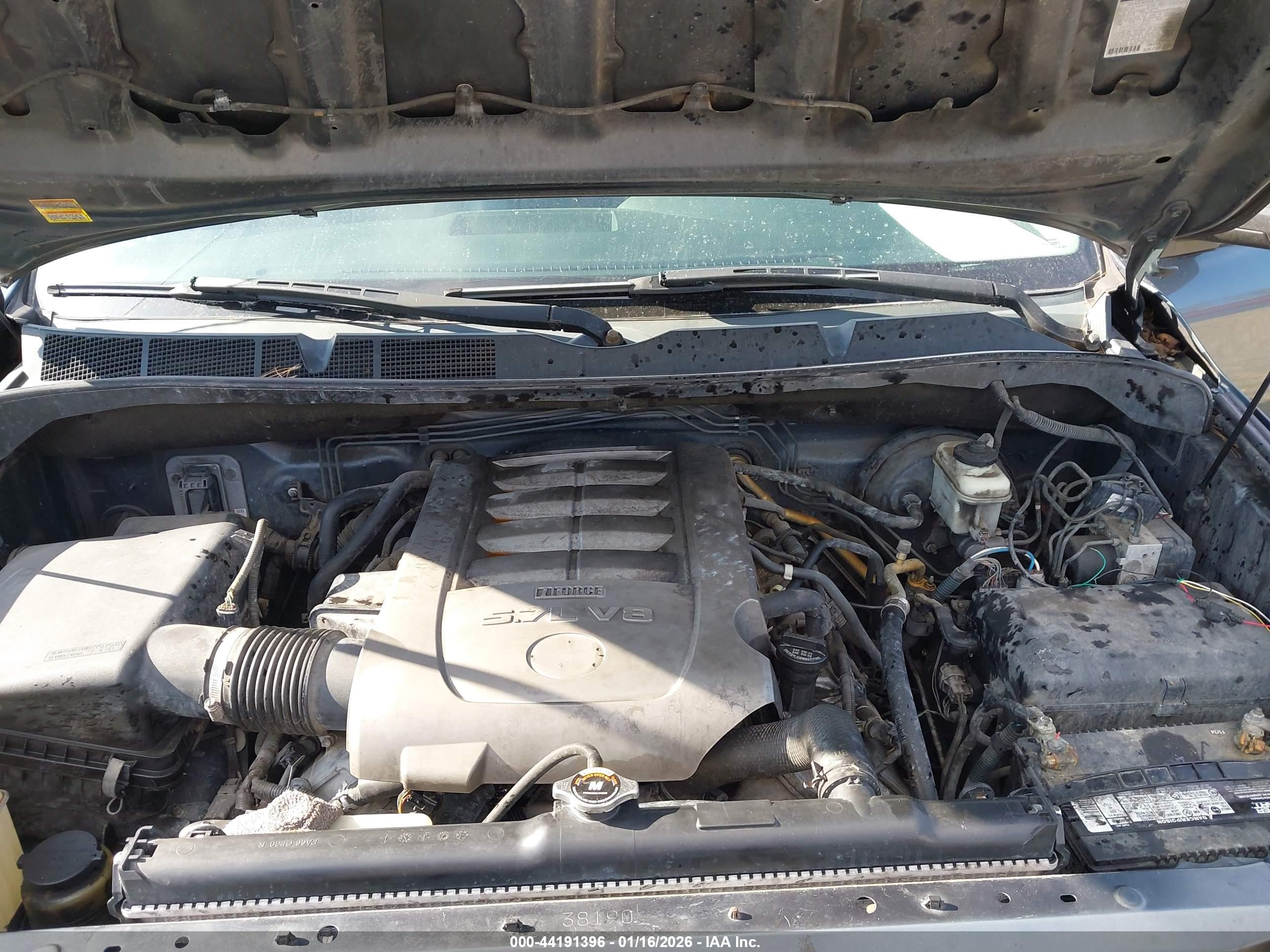 TOYOTA TUNDRA image 10