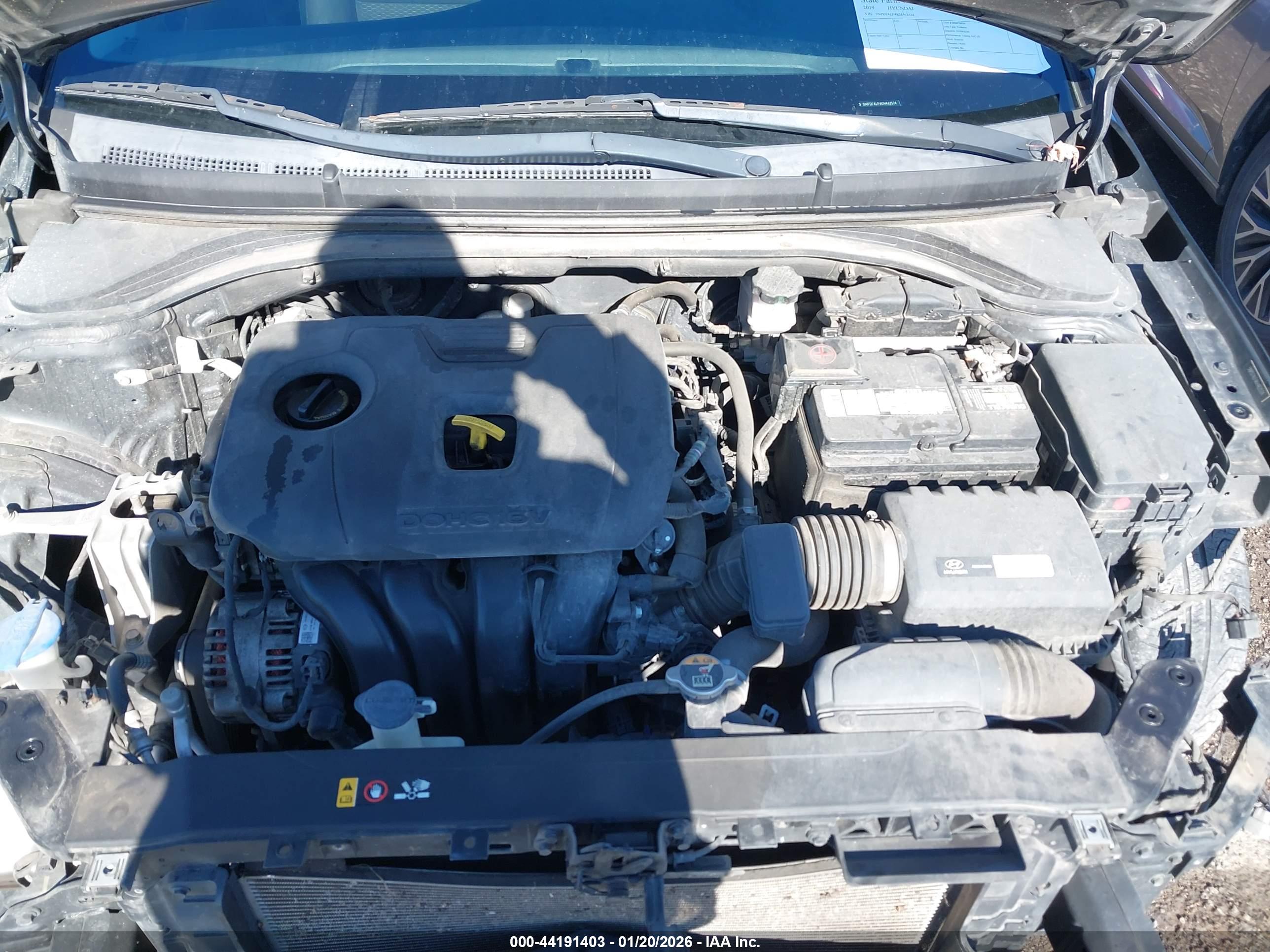 HYUNDAI ELANTRA image 10
