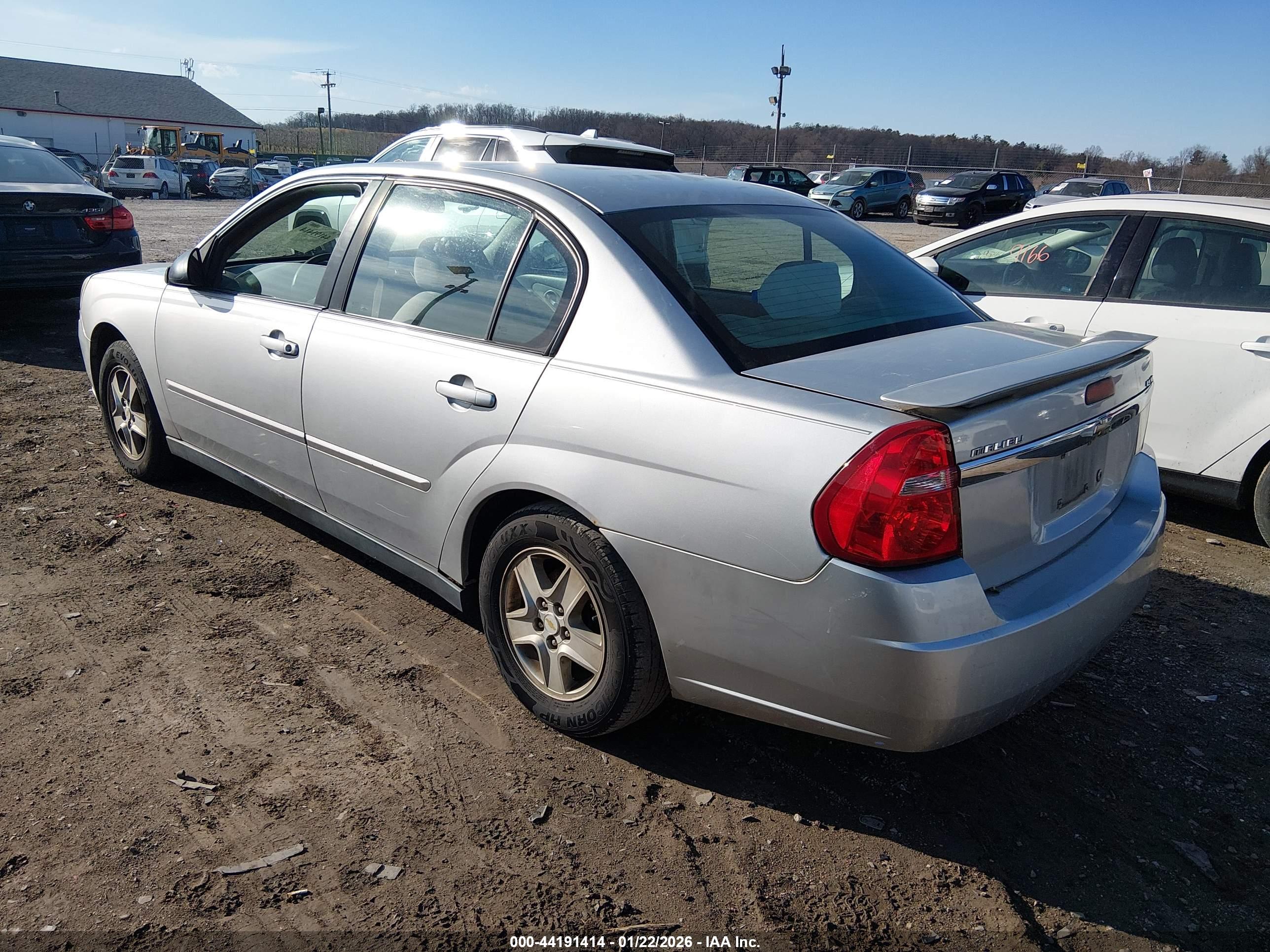 CHEVROLET MALIBU image 3