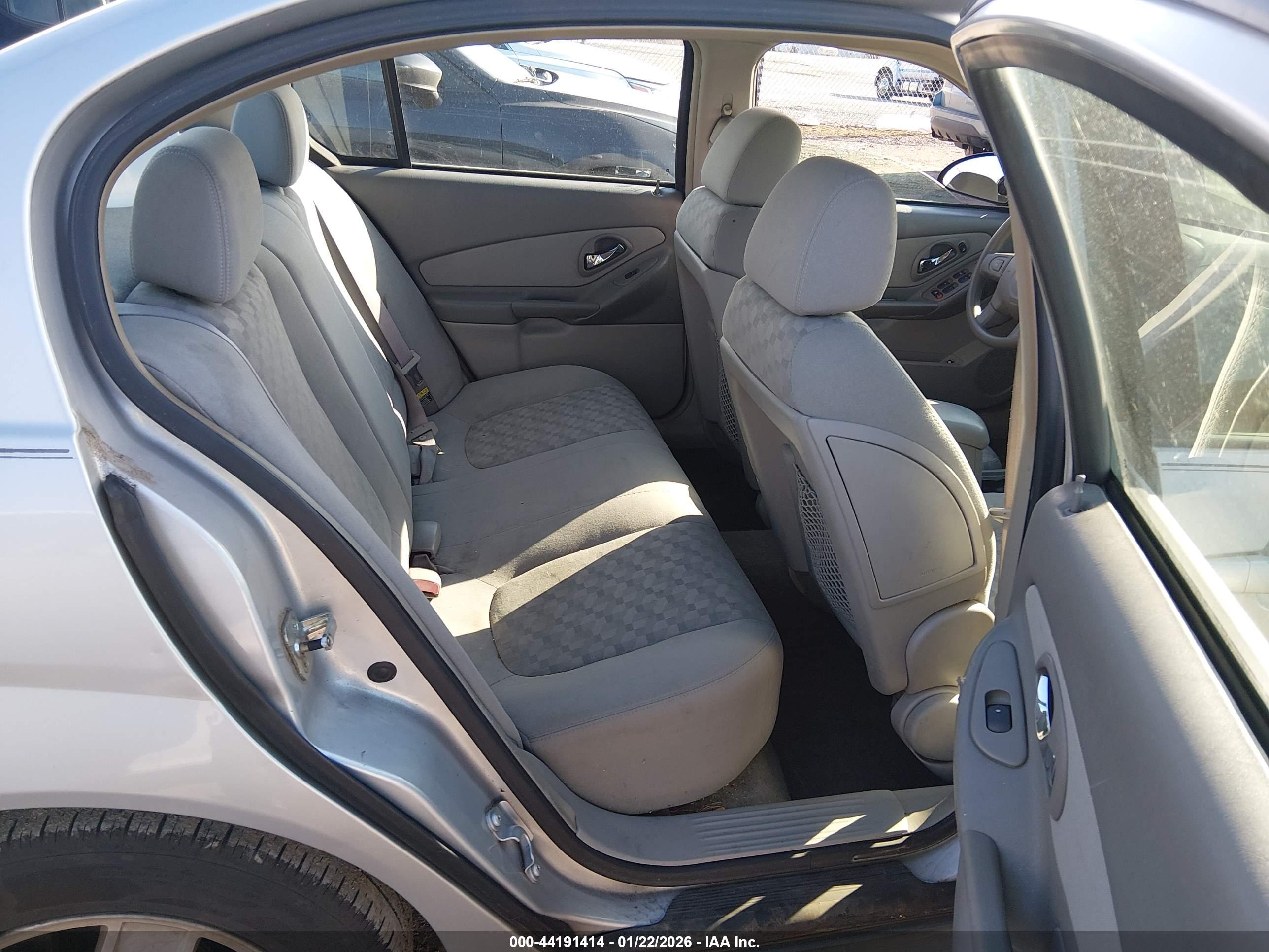 CHEVROLET MALIBU image 8