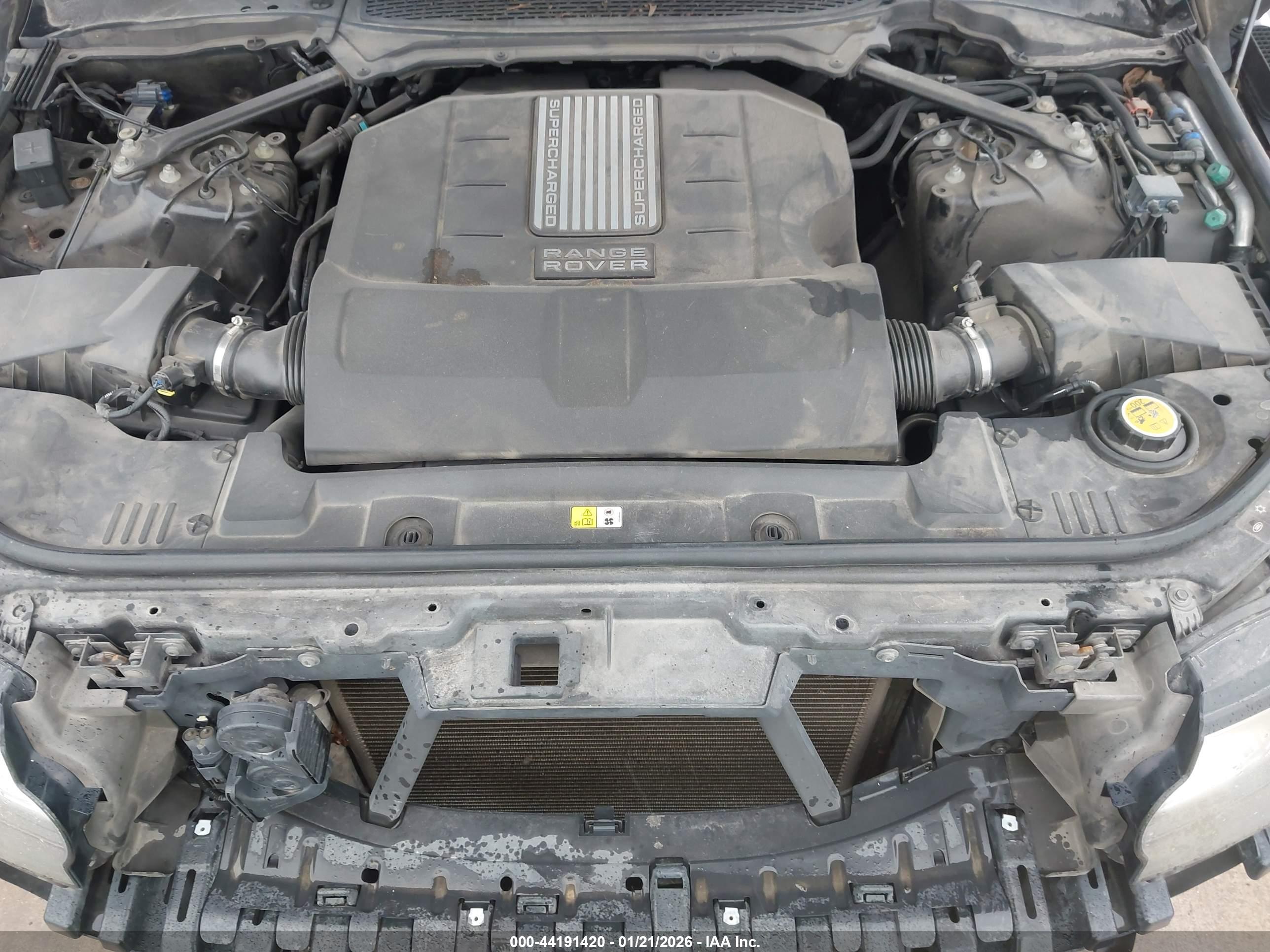LAND ROVER image 10