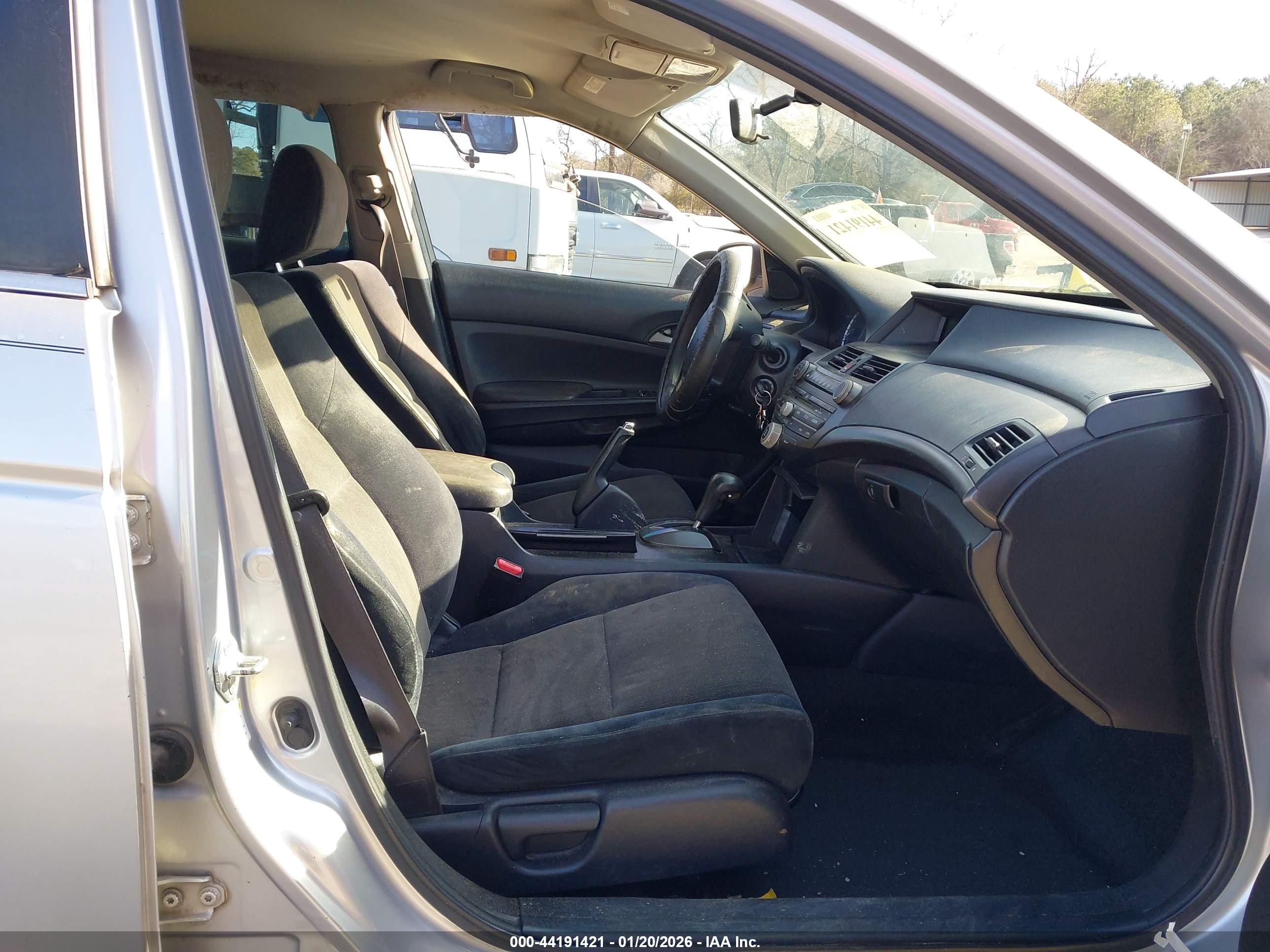 HONDA ACCORD image 5
