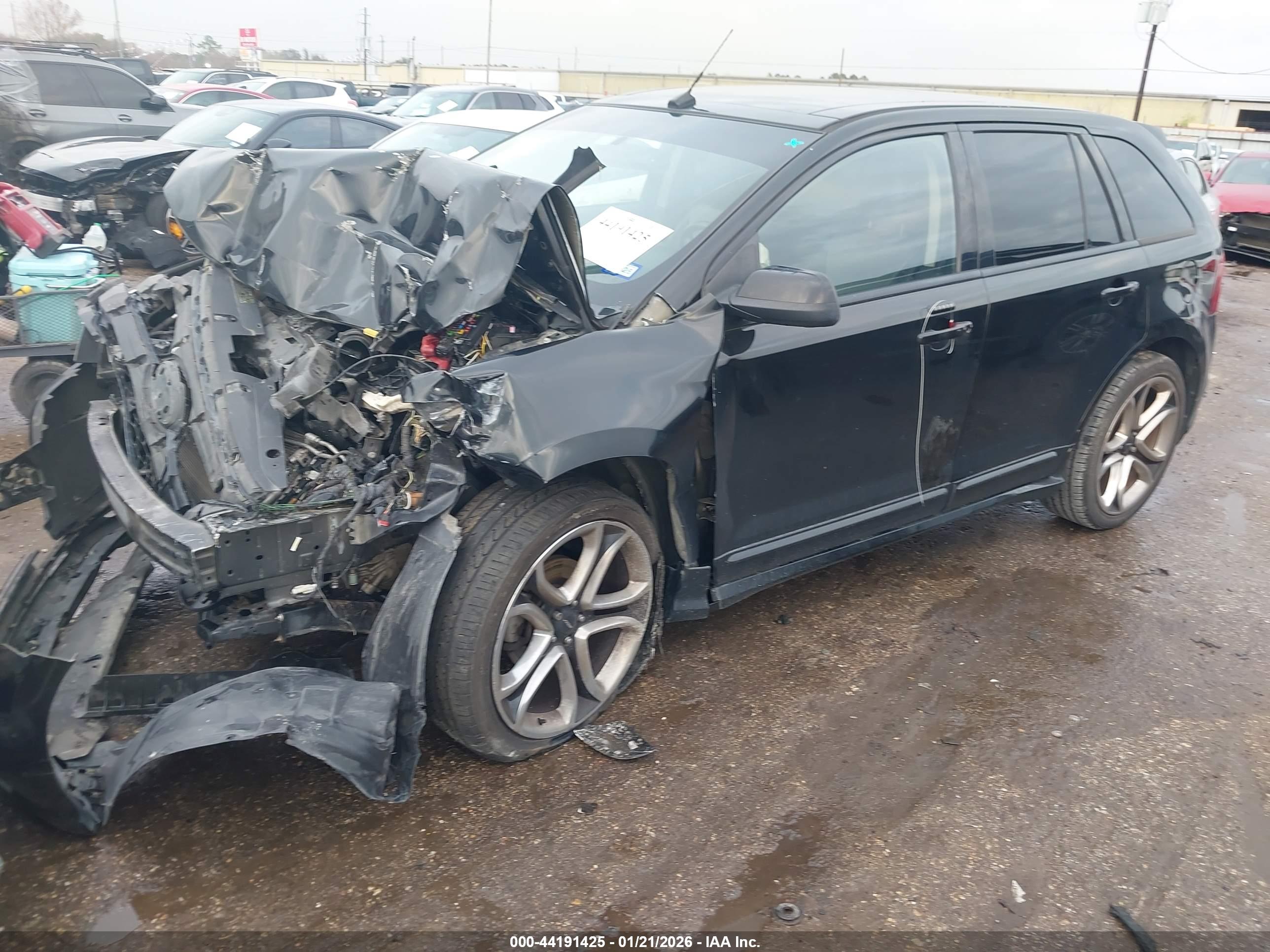FORD EDGE image 2