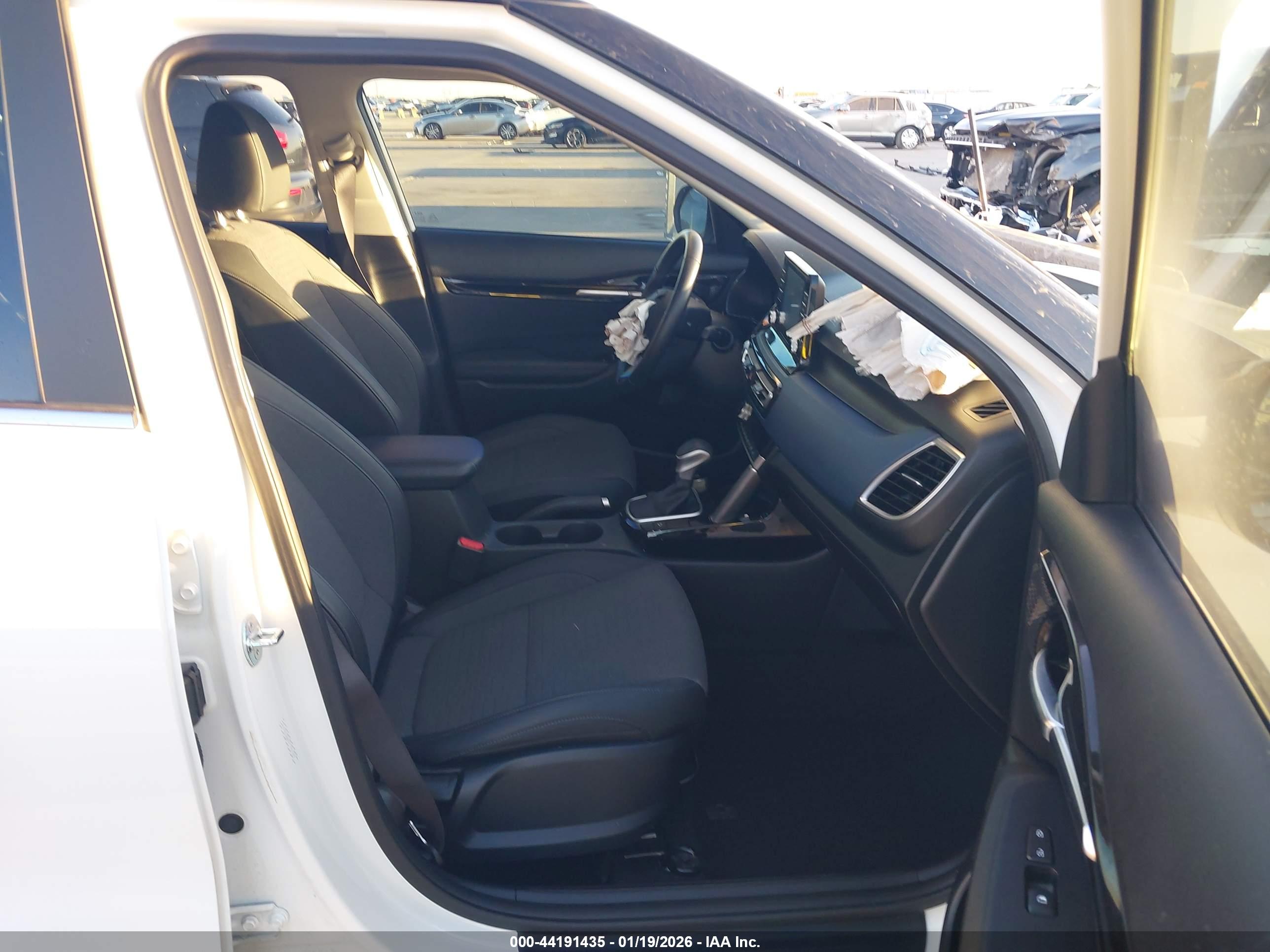 KIA SELTOS image 5