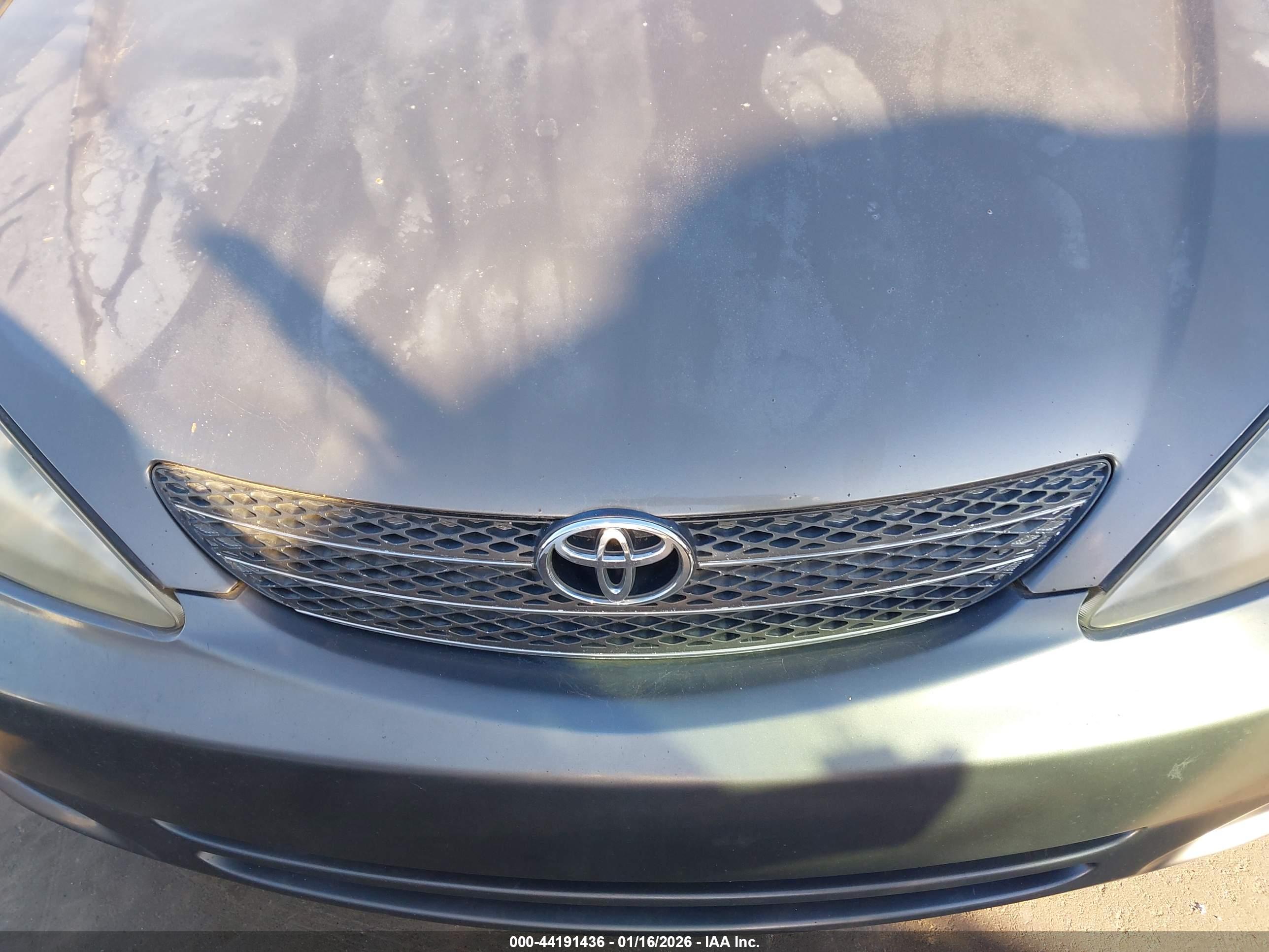 TOYOTA CAMRY image 6