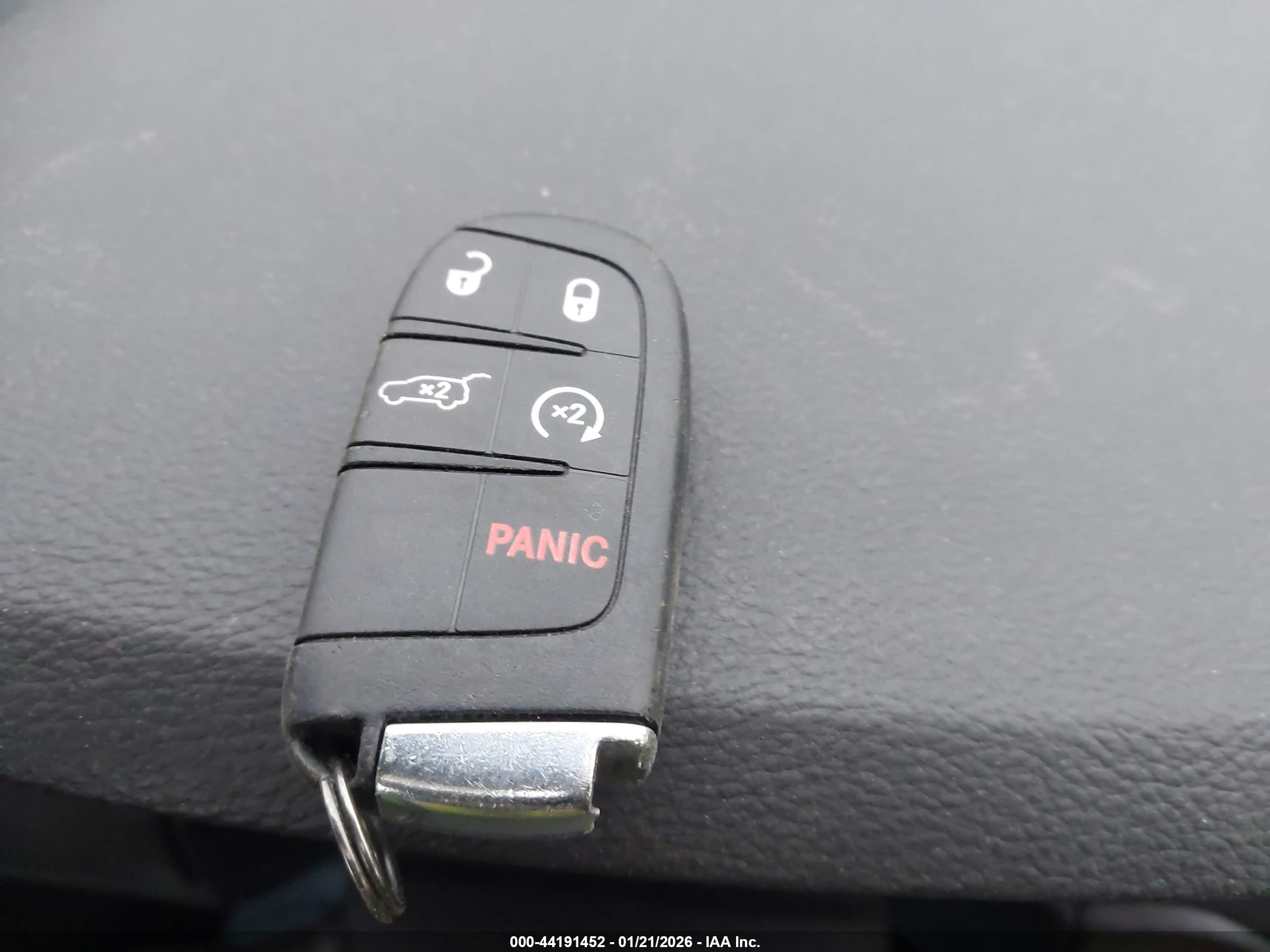 JEEP GRAND image 11