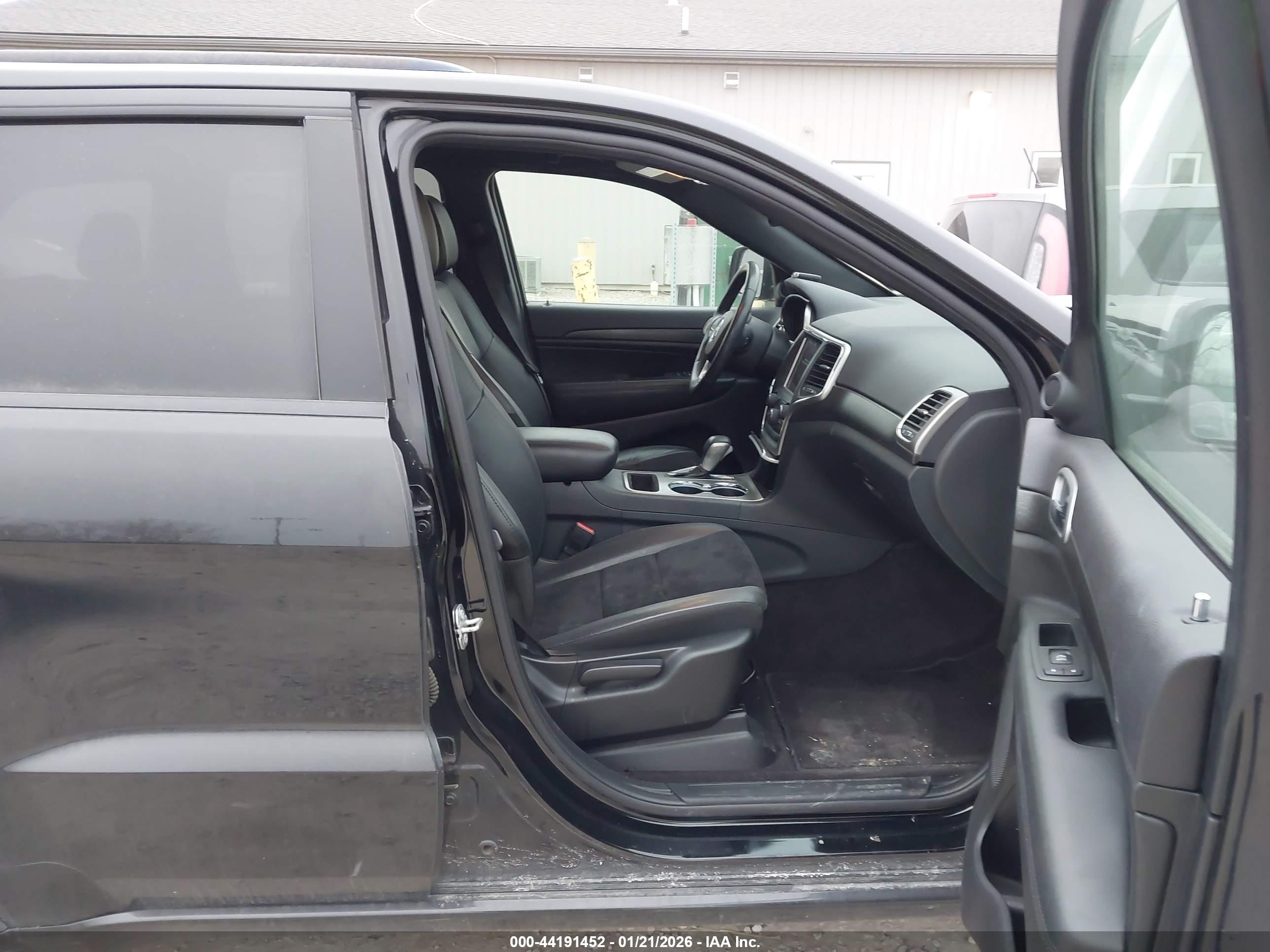 JEEP GRAND image 5